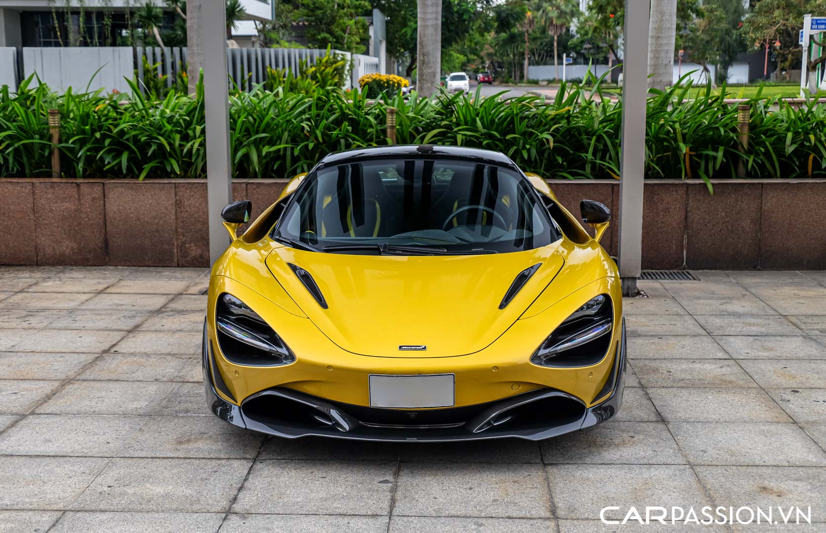 CP-McLaren 720S Spider độ Novitec1.jpg