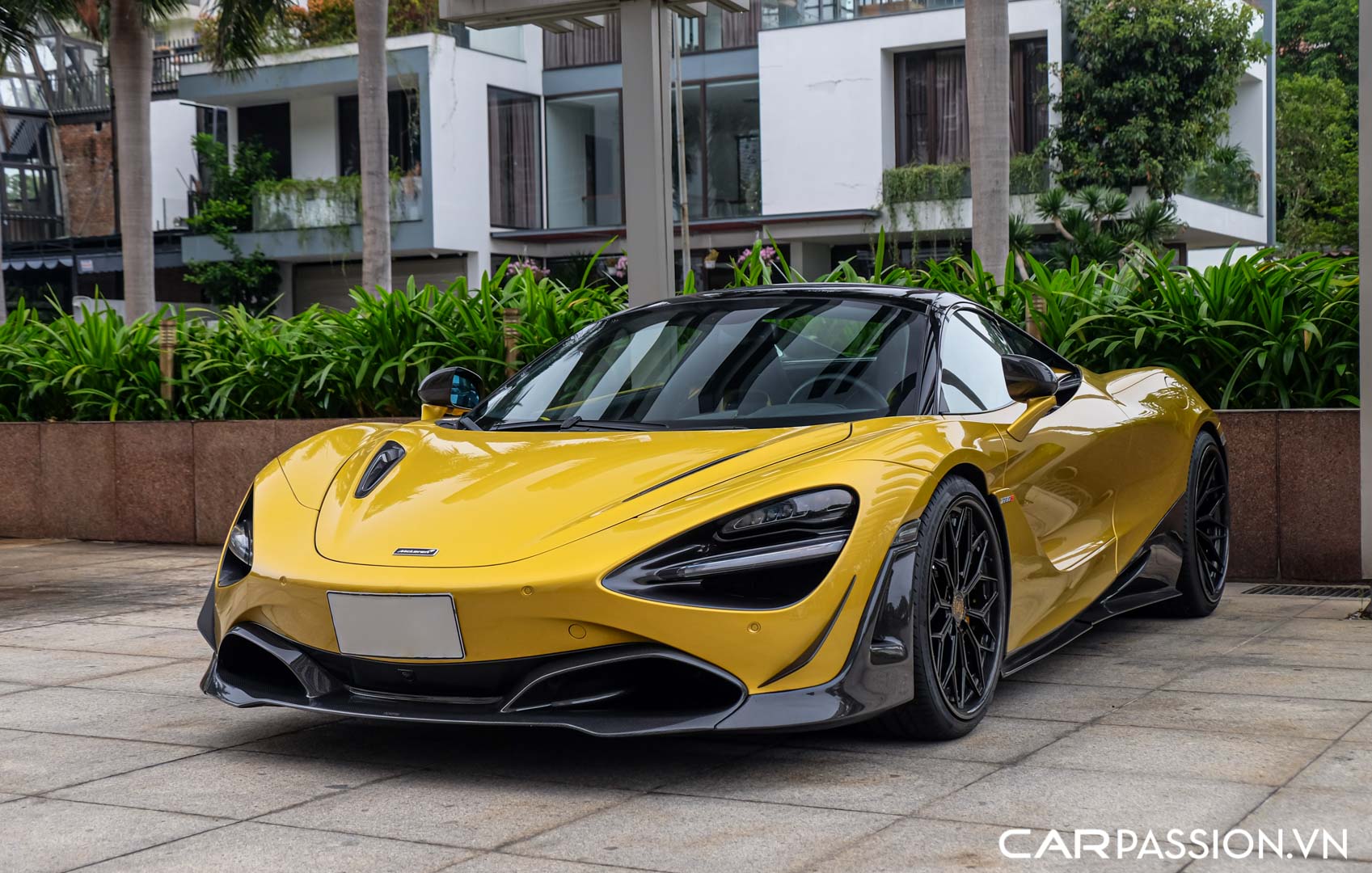 CP-McLaren 720S Spider độ Novitec3.jpg