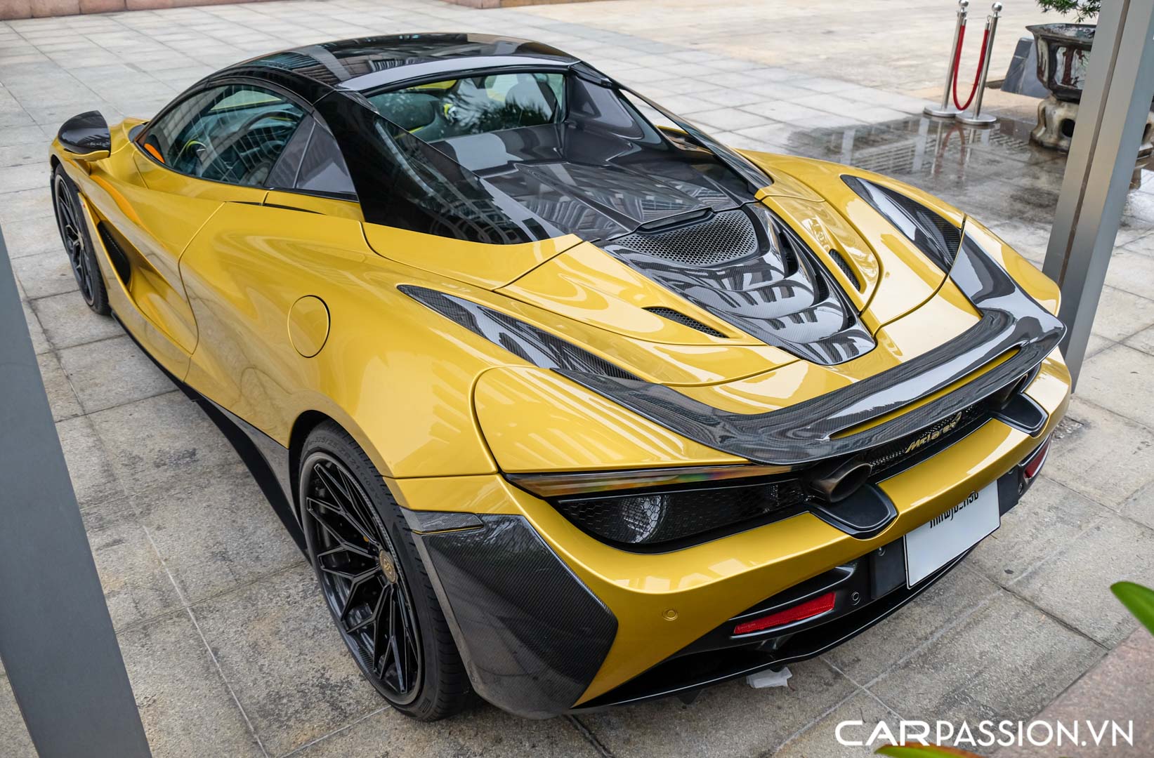 CP-McLaren 720S Spider độ Novitec38.jpg