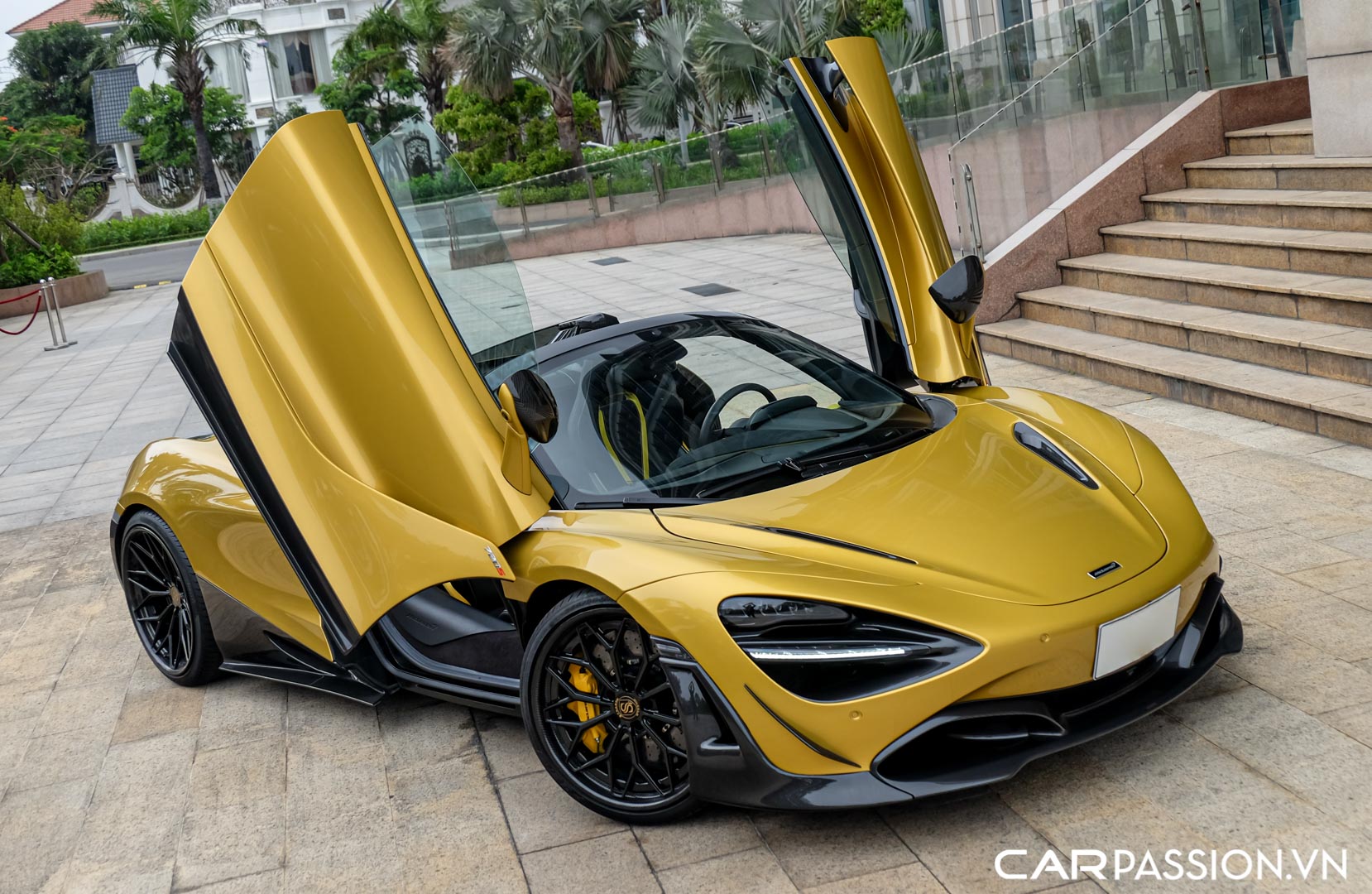 CP-McLaren 720S Spider độ Novitec59.jpg