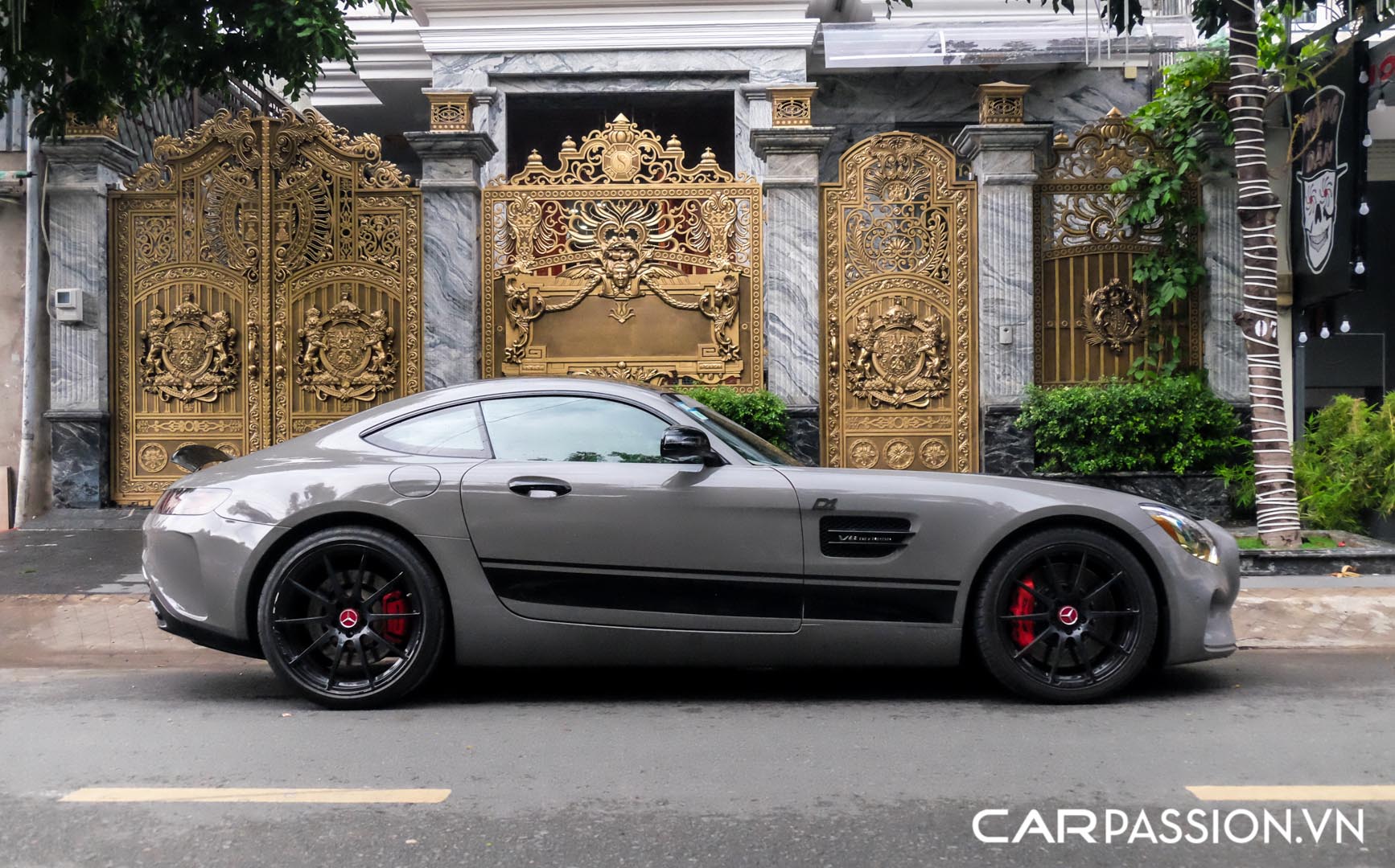 CP-Mercedes-AMG GT S màu xám xi măng (5).JPG