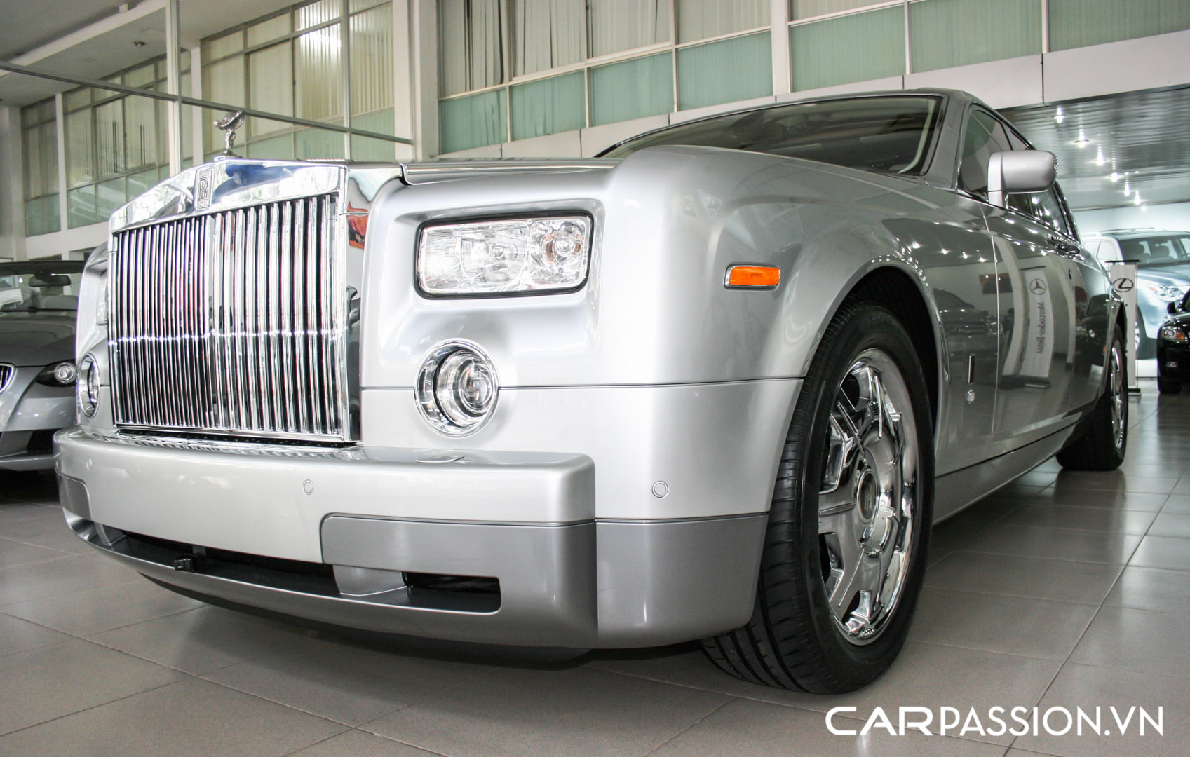 CP-Rolls-Royce Phantom đầu tiên về Việt Nam19.jpg