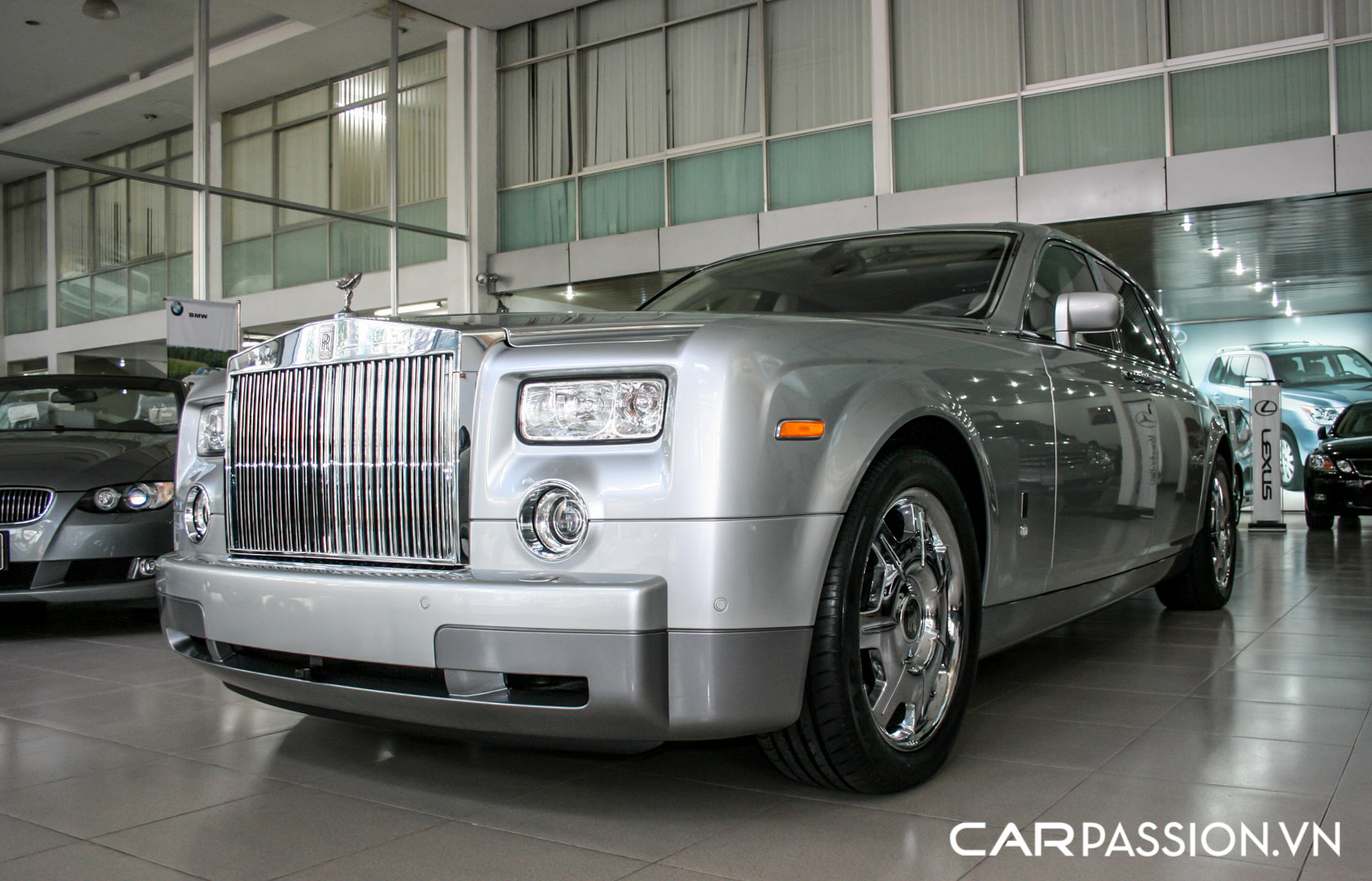 CP-Rolls-Royce Phantom đầu tiên về Việt Nam20.jpg
