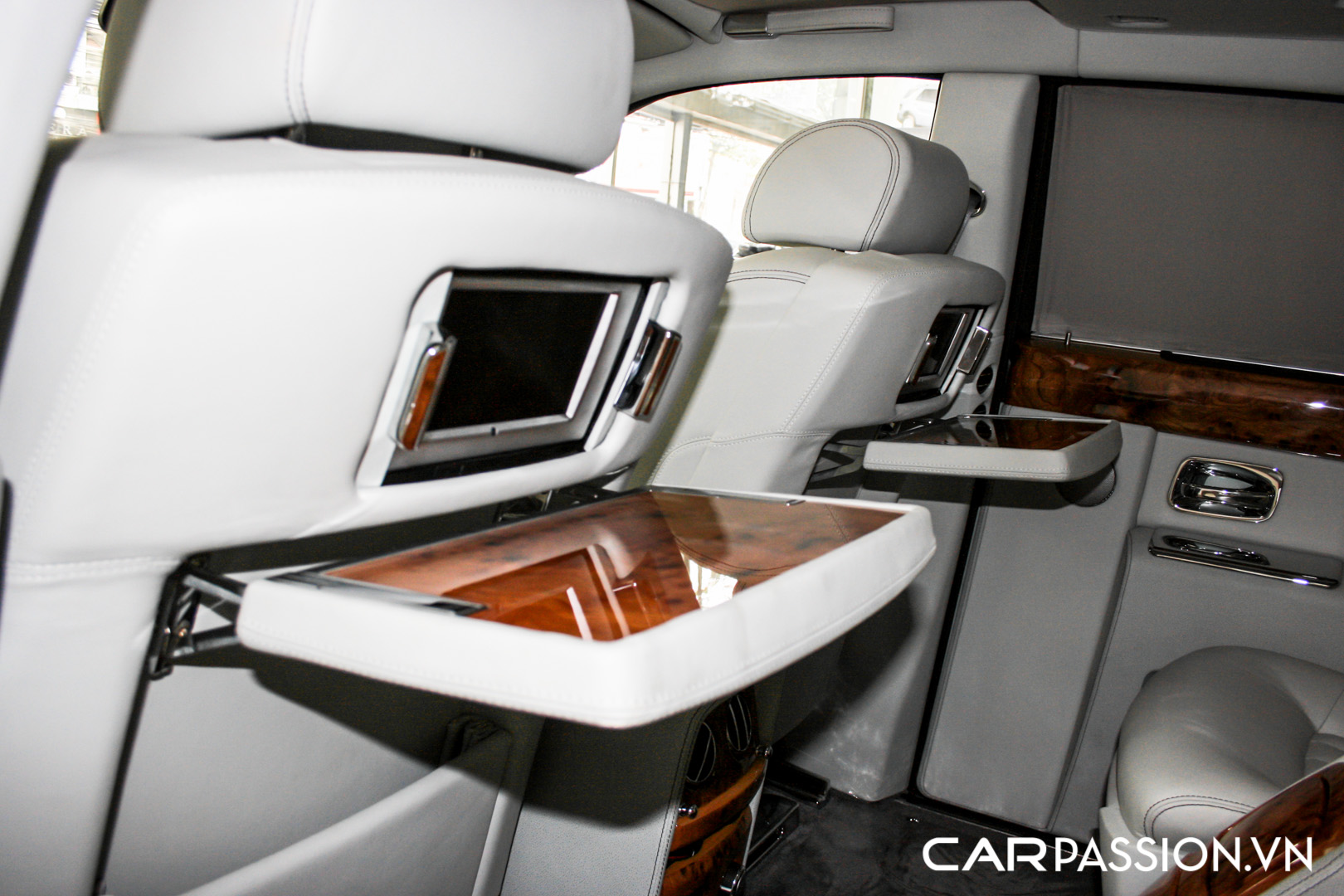 CP-Rolls-Royce Phantom đầu tiên về Việt Nam30.jpg