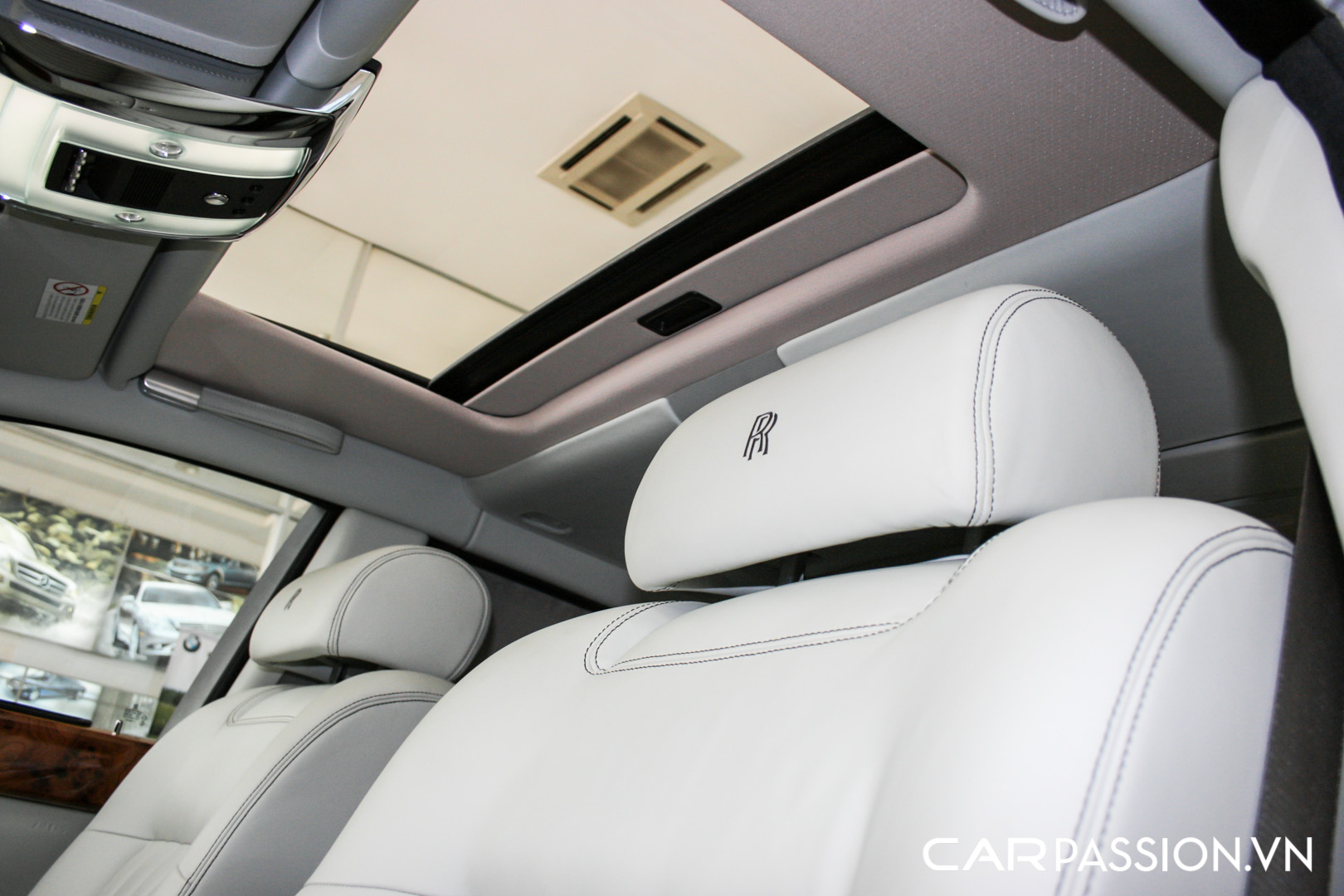 CP-Rolls-Royce Phantom đầu tiên về Việt Nam41.jpg