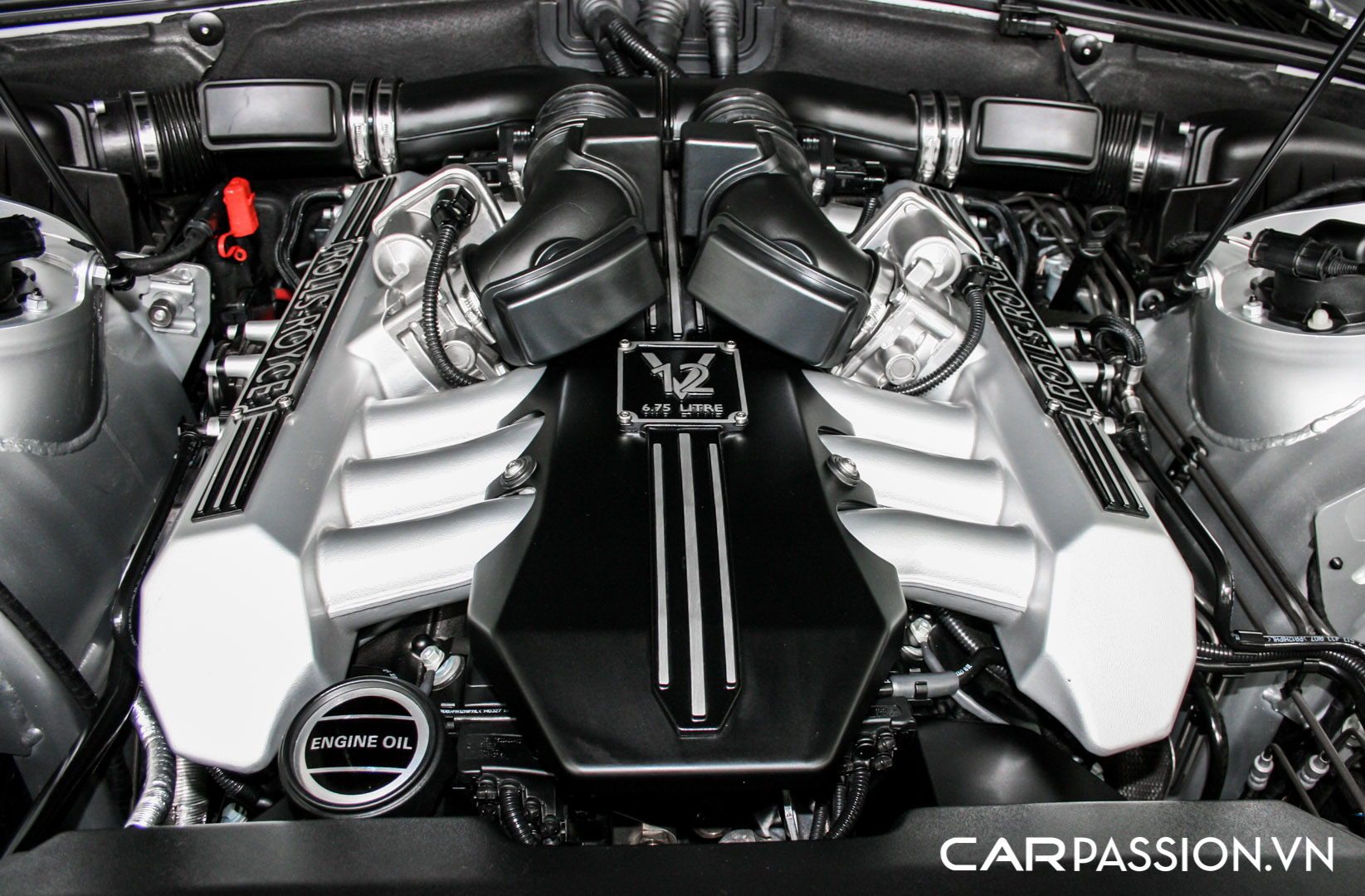 CP-Rolls-Royce Phantom đầu tiên về Việt Nam49.jpg
