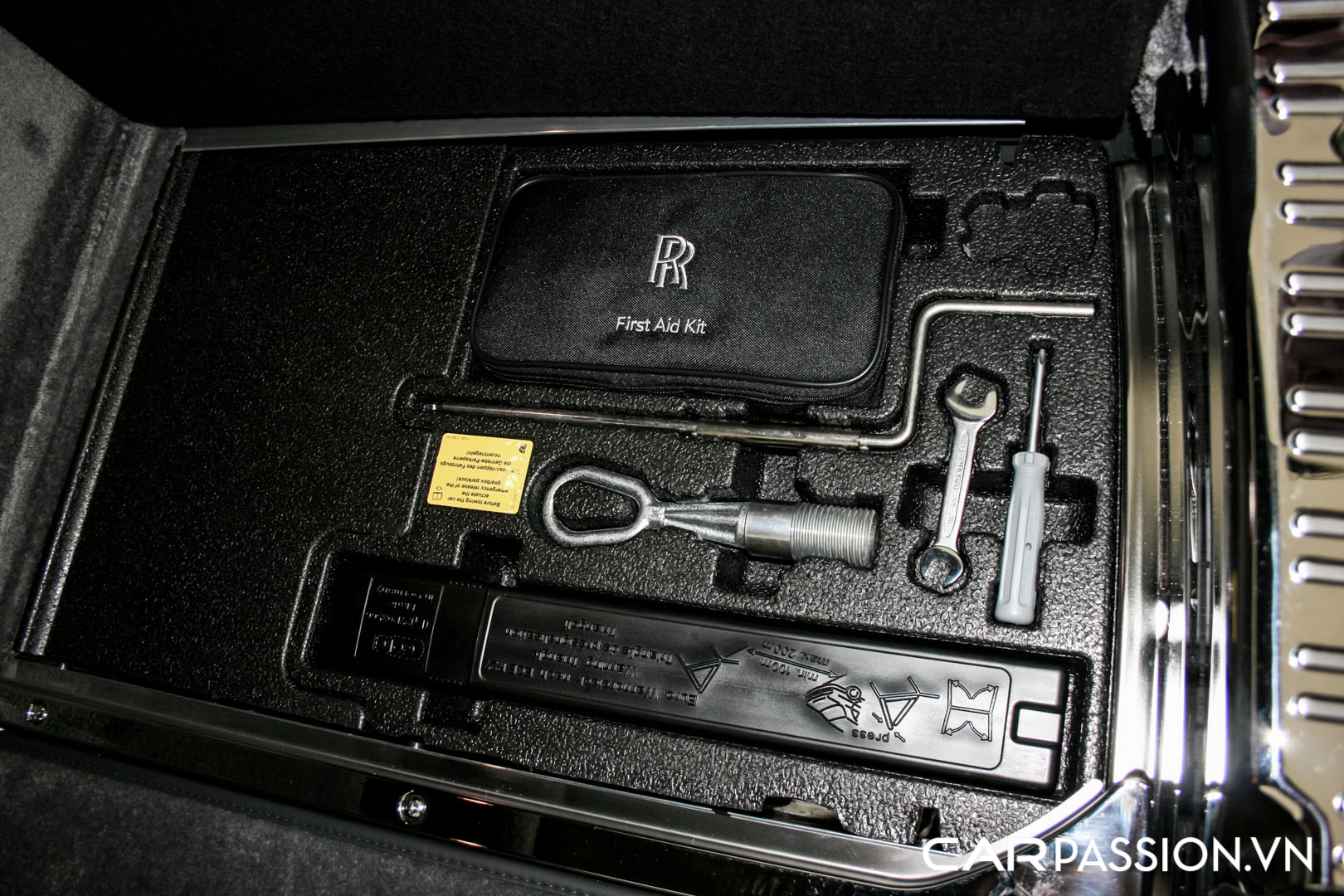 CP-Rolls-Royce Phantom đầu tiên về Việt Nam51.jpg