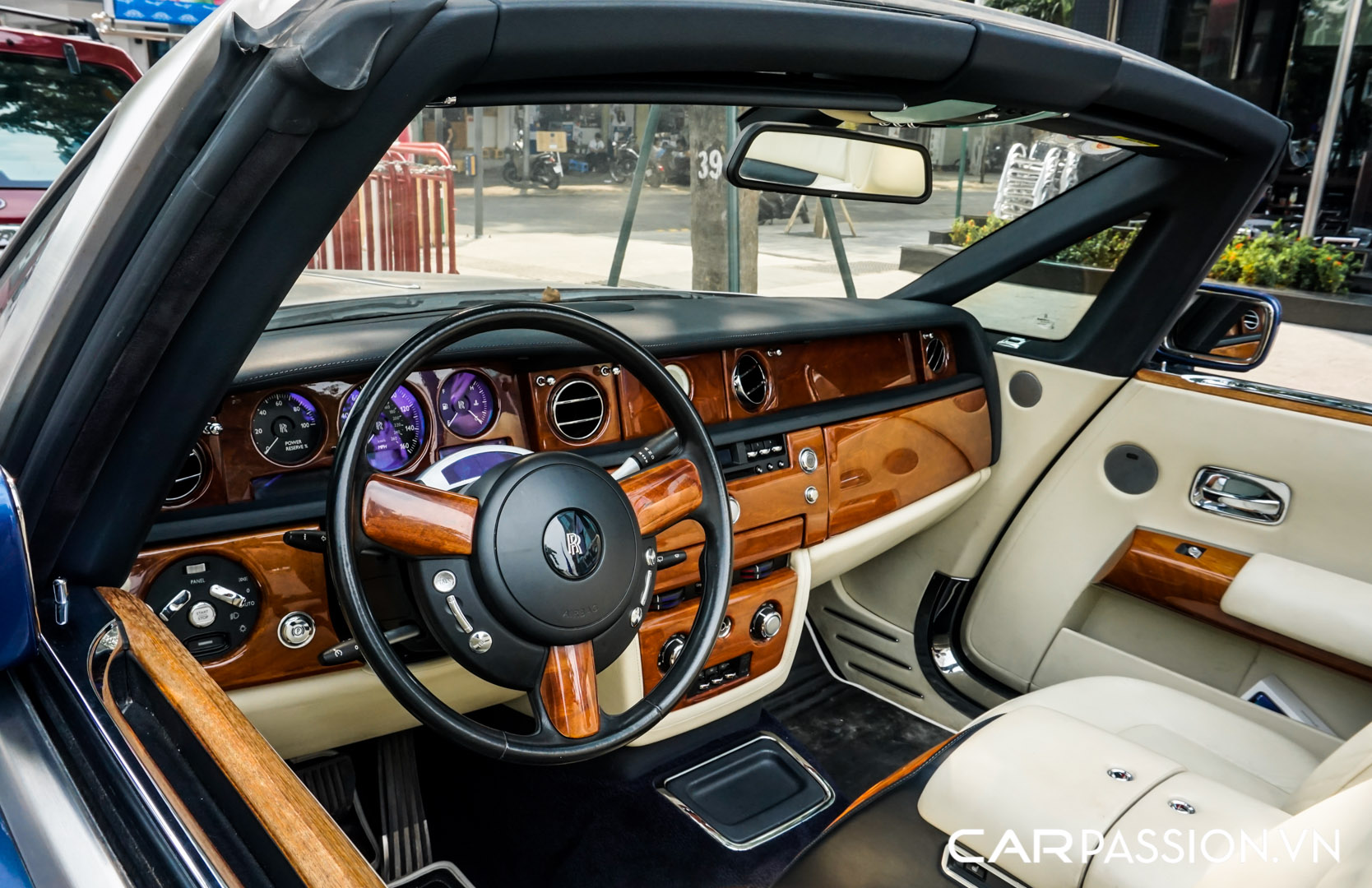 CP-Rolls-Royce Phantom Drophead Coupe xanh (11).jpg