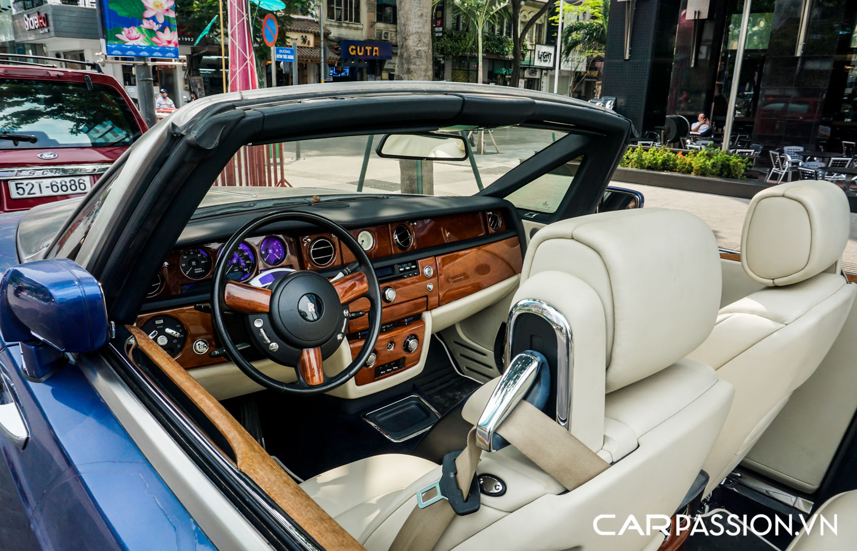 CP-Rolls-Royce Phantom Drophead Coupe xanh (16).jpg