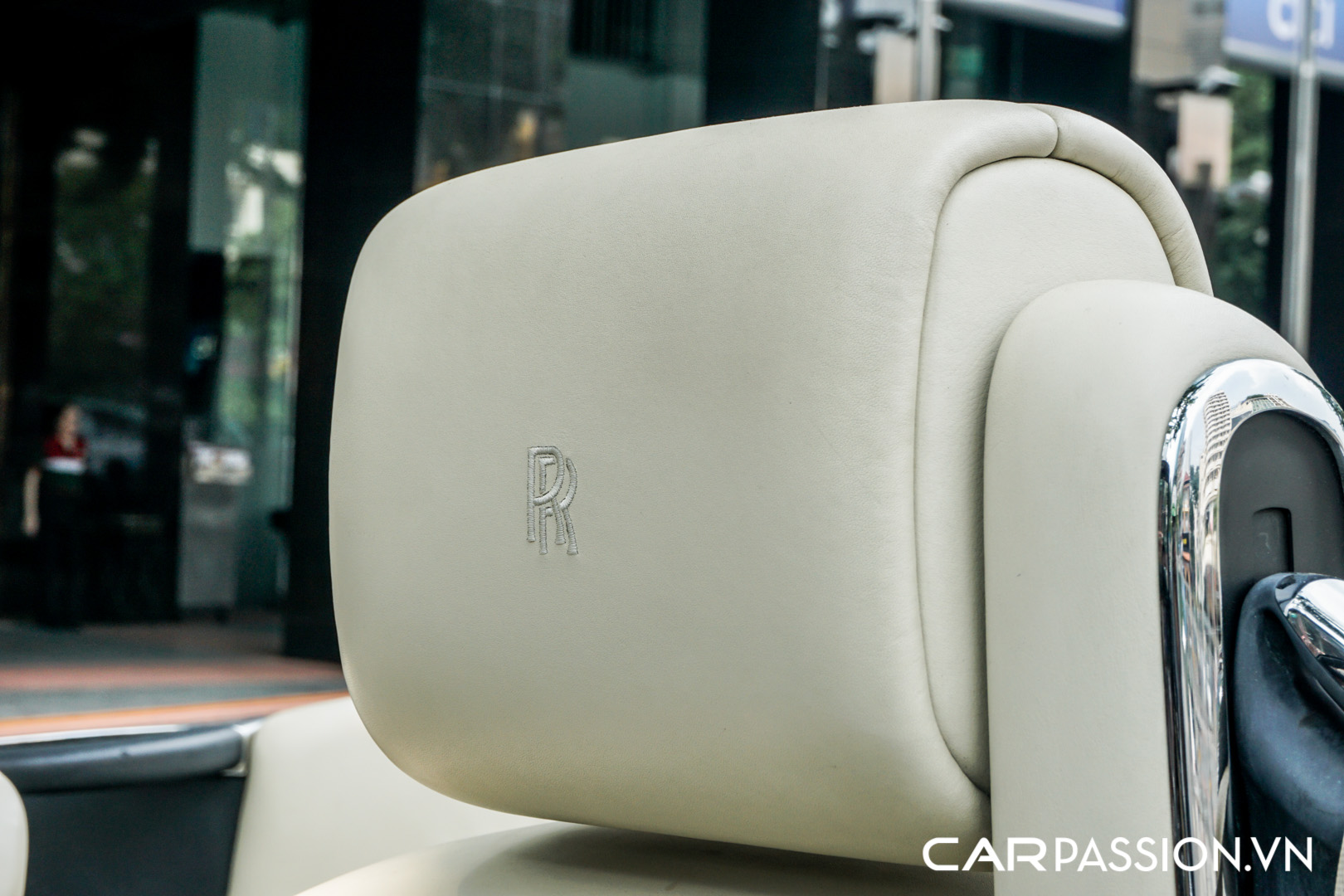 CP-Rolls-Royce Phantom Drophead Coupe xanh (17).jpg