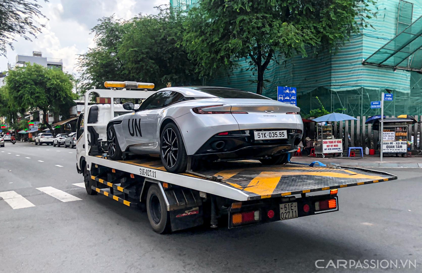 CP-Tập đoàn Trung Nguyên tậu Aston Martin DB1117.jpg
