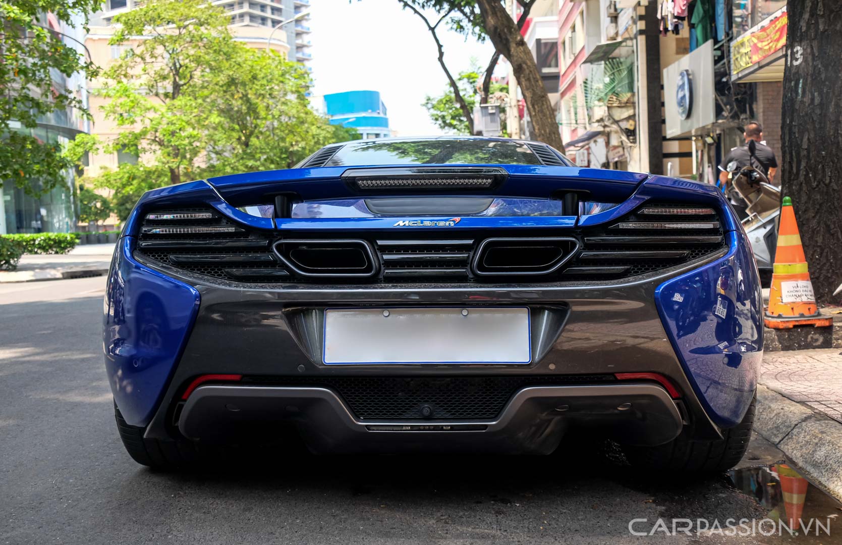 CP- Thêm McLaren 650S về Việt Nam18.jpg