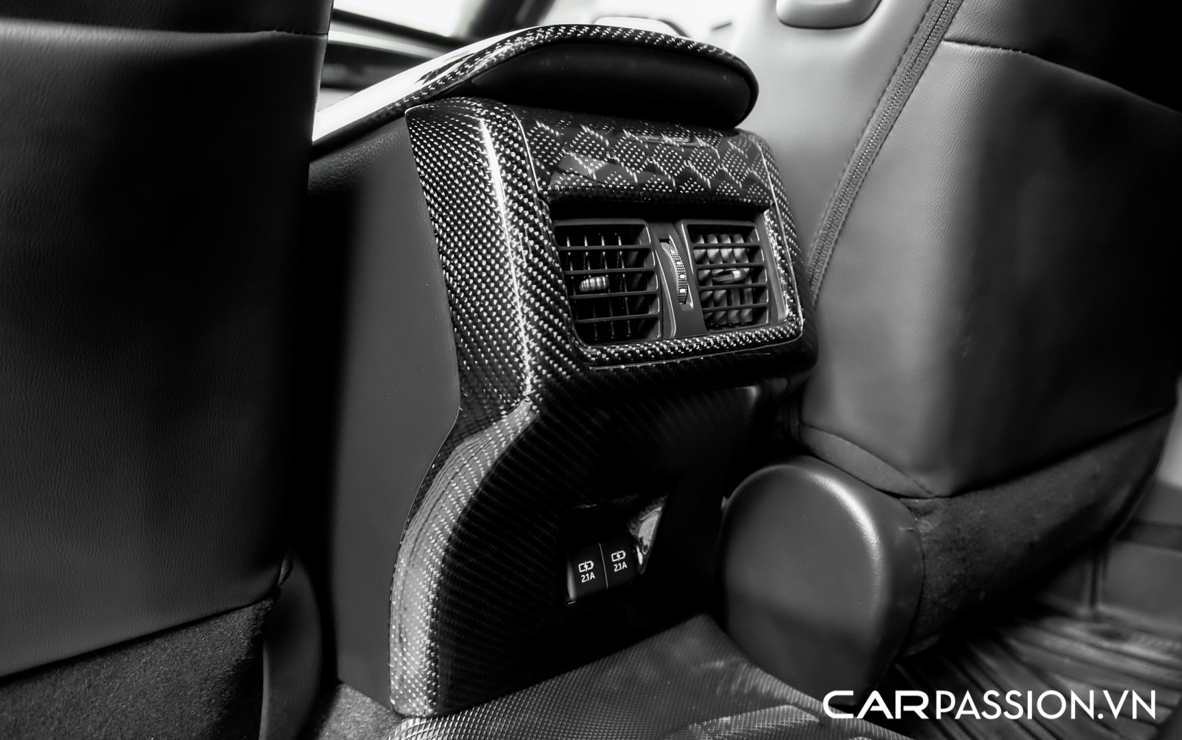 CP-Toyota Camry độ (74).jpg