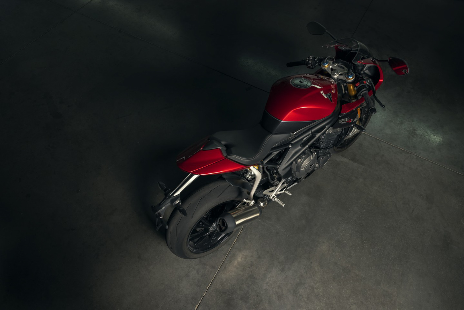 CP-Triumph Speed Triple 1200 RR (10).jpg