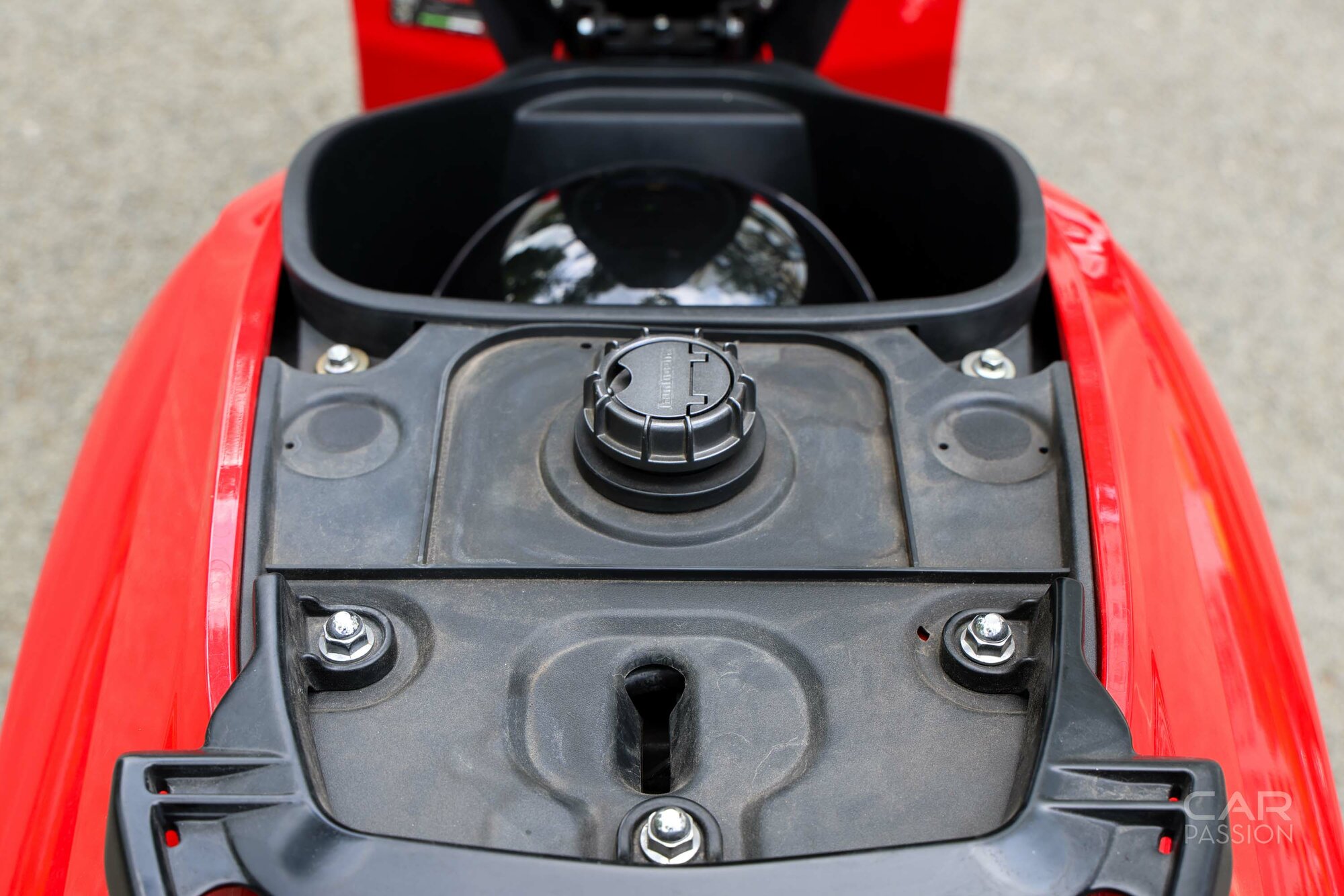 danh-gia-xe-lambretta-x300-anh--29.jpg