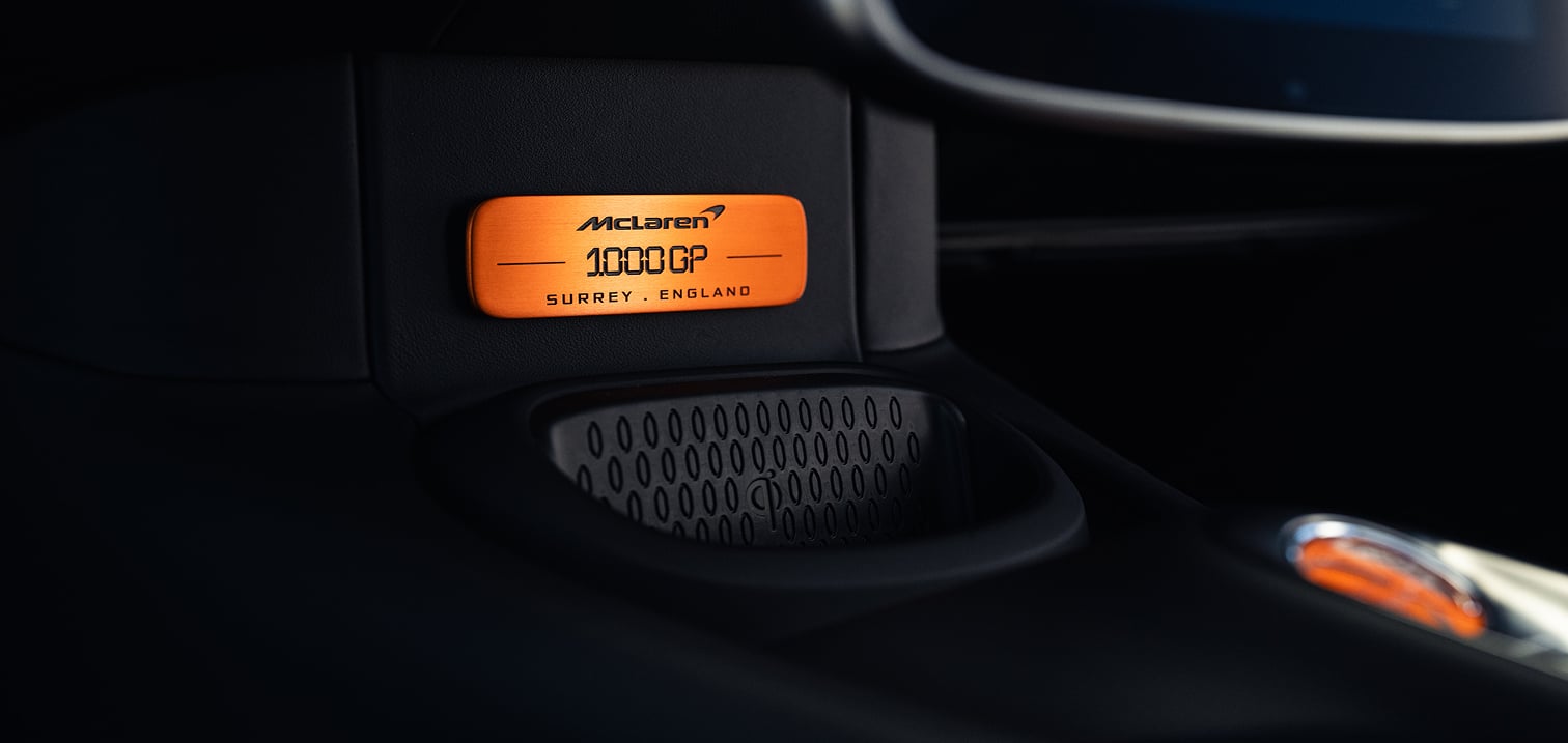 Dedication-Plate-Artura-1000GP.jpg