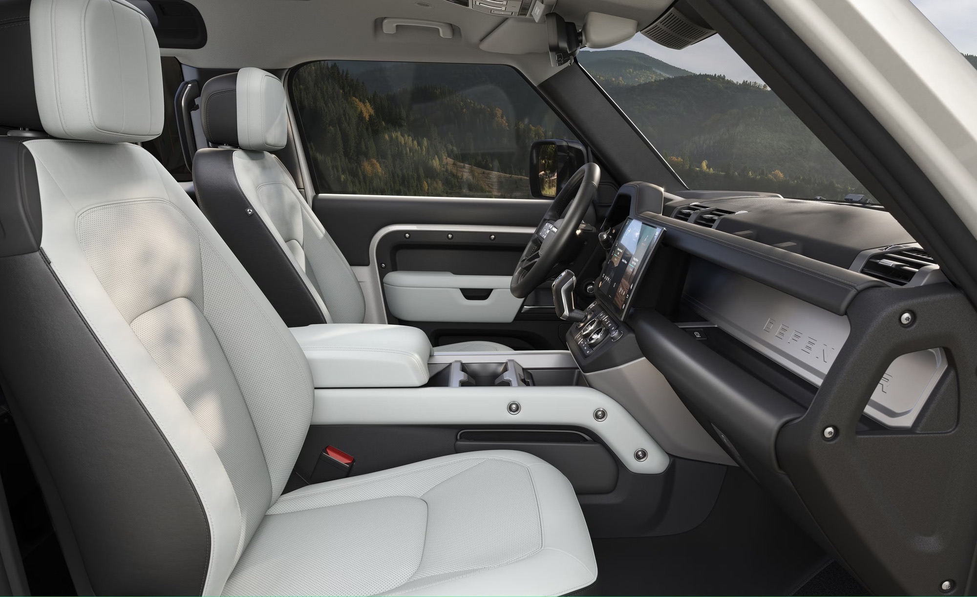 Defender OCTA anh 1.jpg