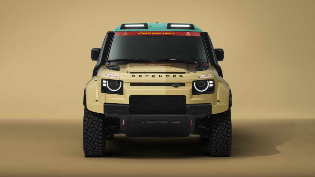 DEFENDER_DAKAR_D7X_01.jpg