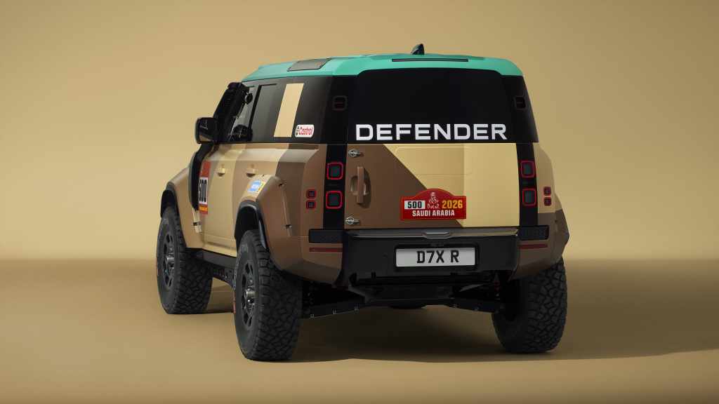 DEFENDER_DAKAR_D7X_03.jpg