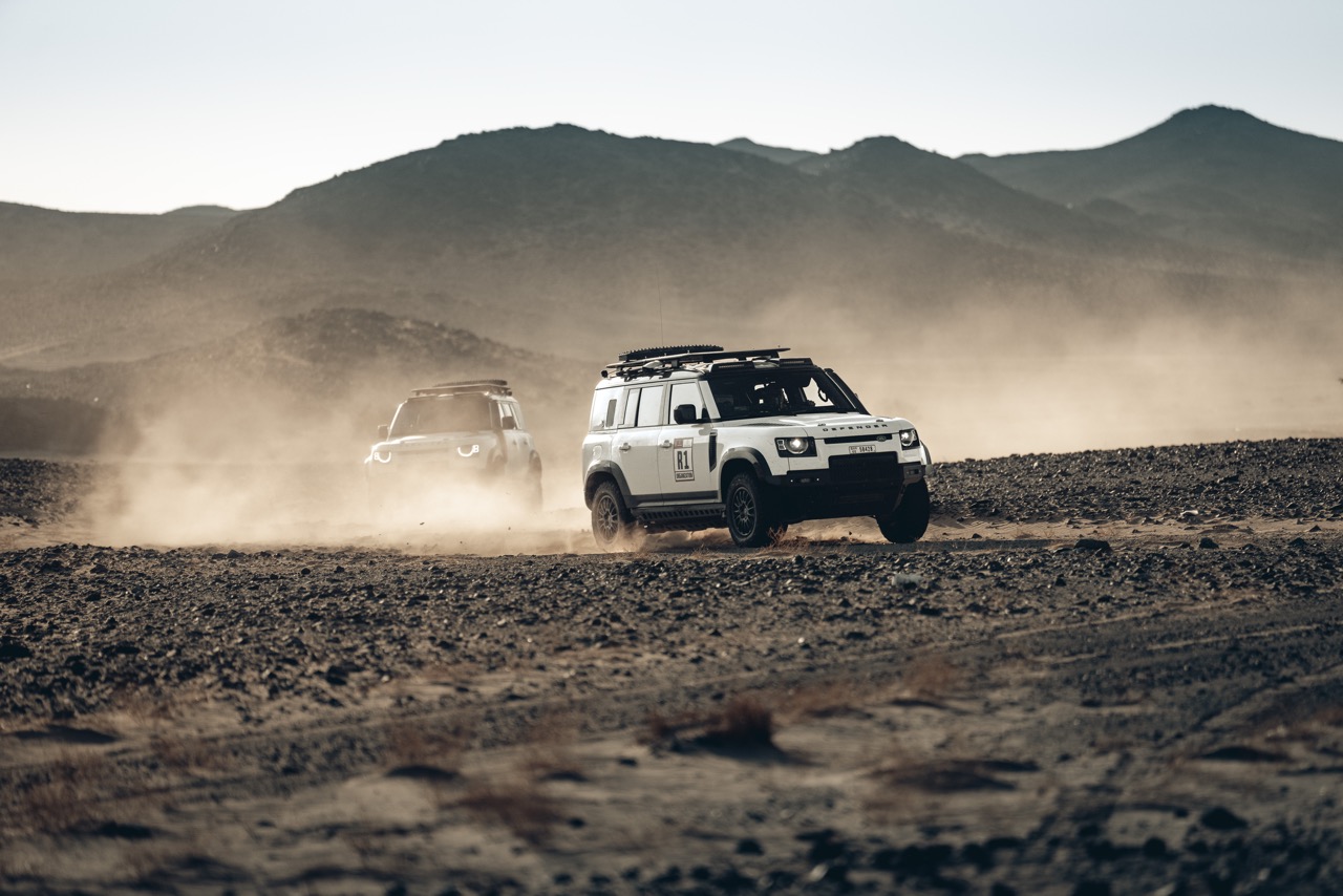 Defender_Dakar_Recce_05_181225 Large.jpeg