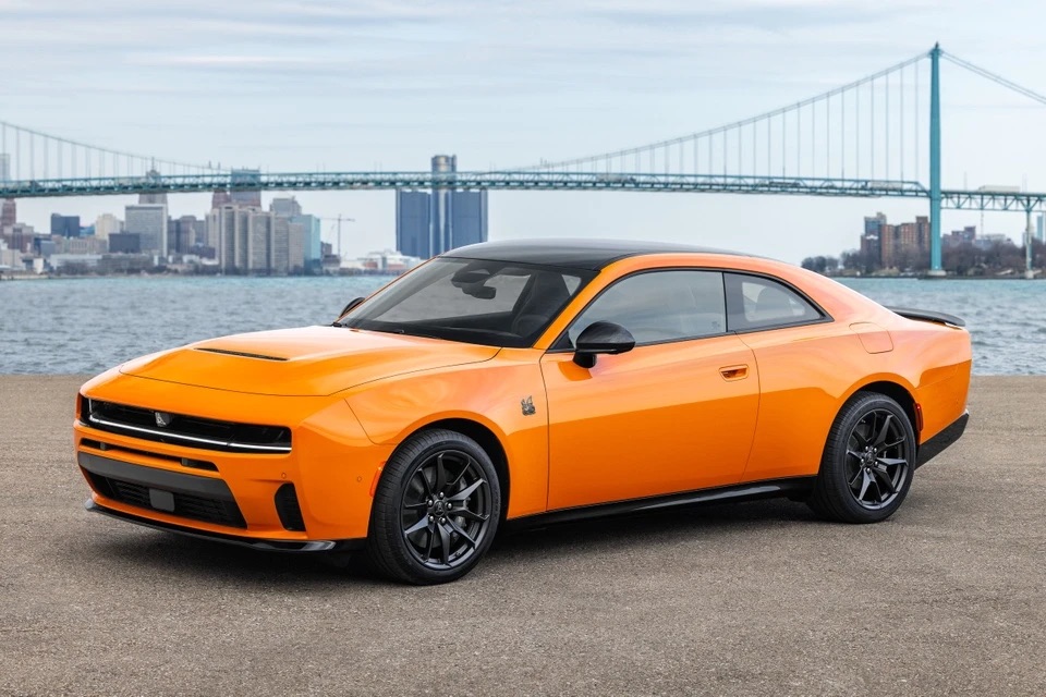 Dodge_Charger_Scat_Pack_11.jpg