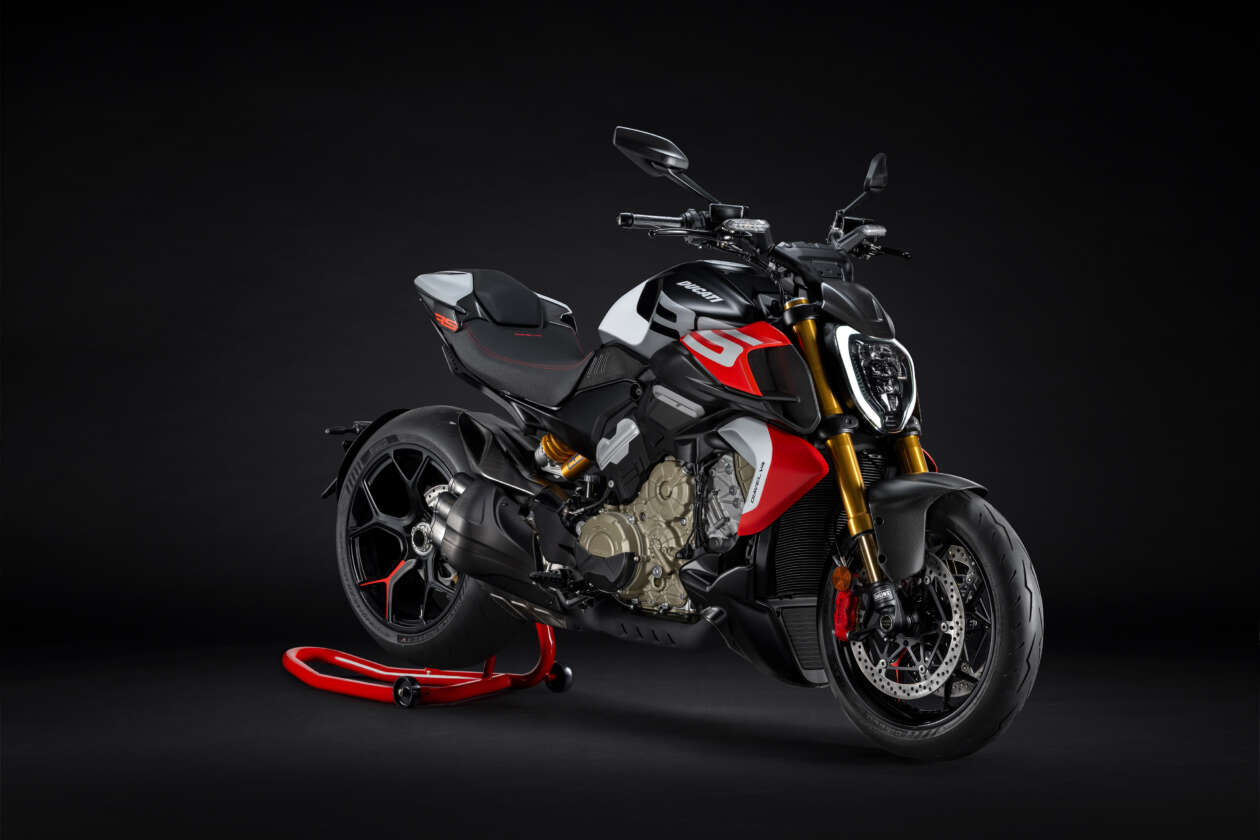 Ducati Diavel V4 RS 2026-anh-13.jpg