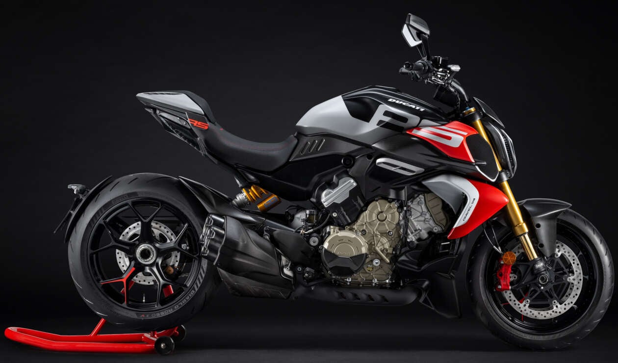 Ducati Diavel V4 RS 2026-anh-5.jpg