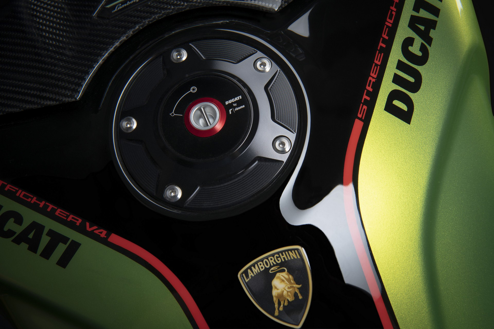 Ducati Streetfighter V4 Lamborghini (17).JPG