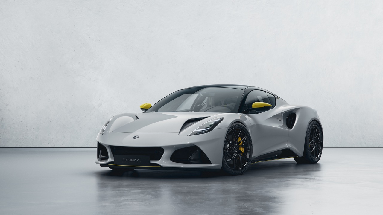 Emira-Turbo-SE-Racing-Line-Ice-Grey-Yellow-Accents Large.jpeg