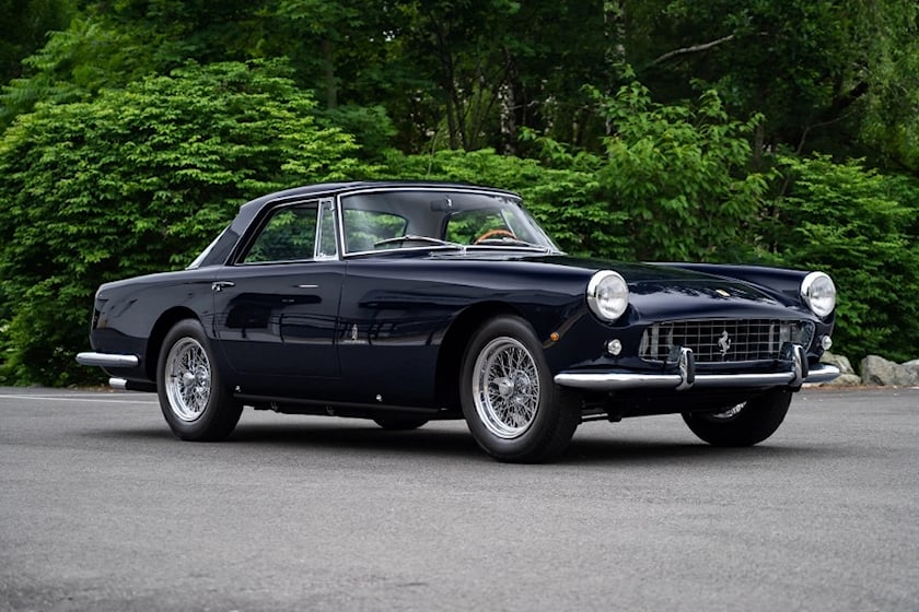 Ferrari (19).jpg