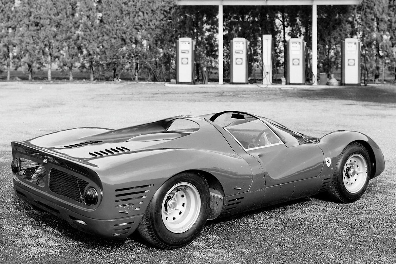 Ferrari (20).jpg