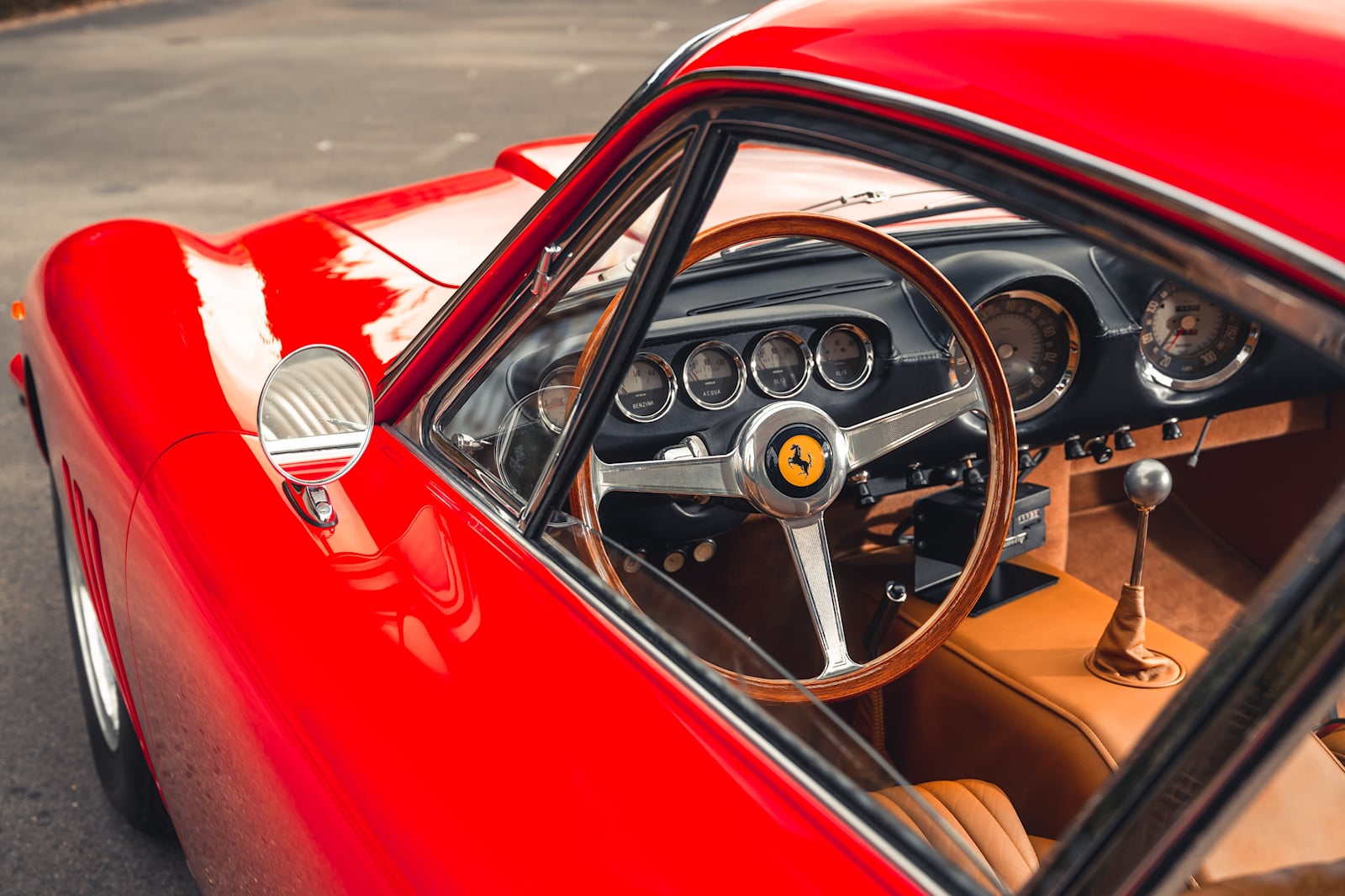 Ferrari 250 GT Lusso (6).jpg