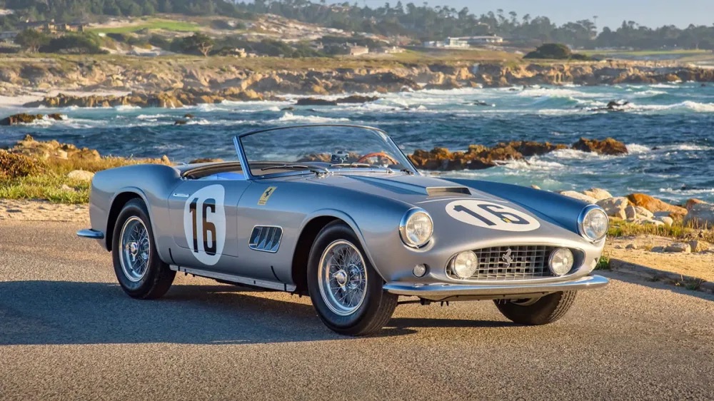 Ferrari 250 GT LWB California Spider Competizione anh 1.jpg