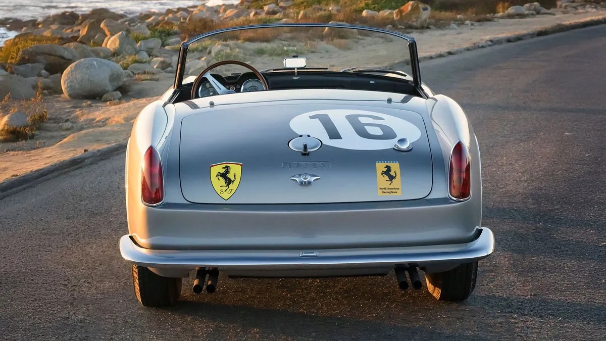 Ferrari 250 GT LWB California Spider Competizione anh 11.jpg