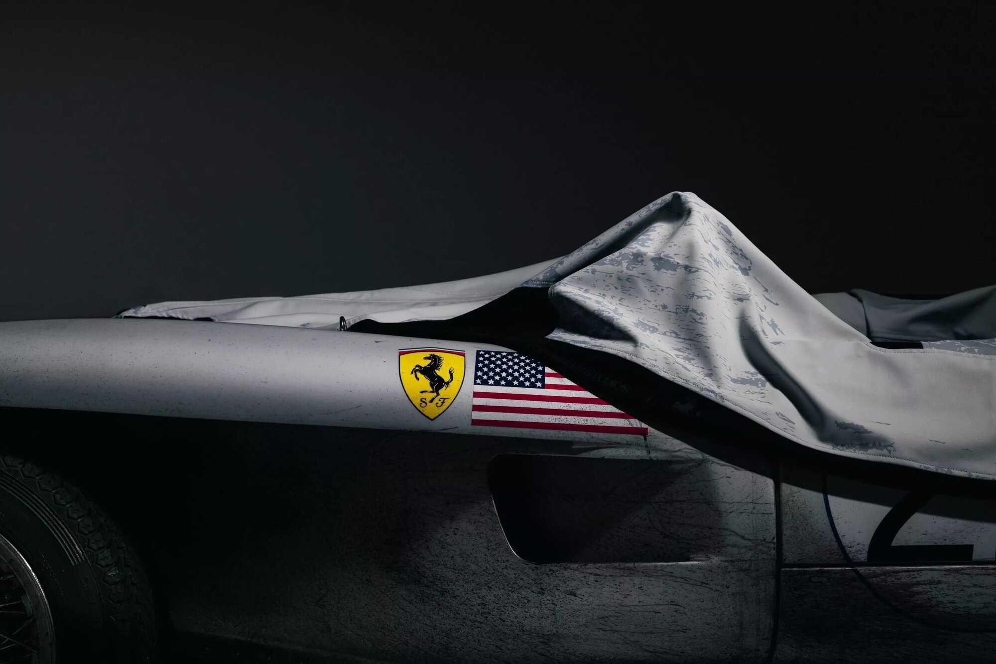 Ferrari-250-Testa-Rossa-J-03.jpeg
