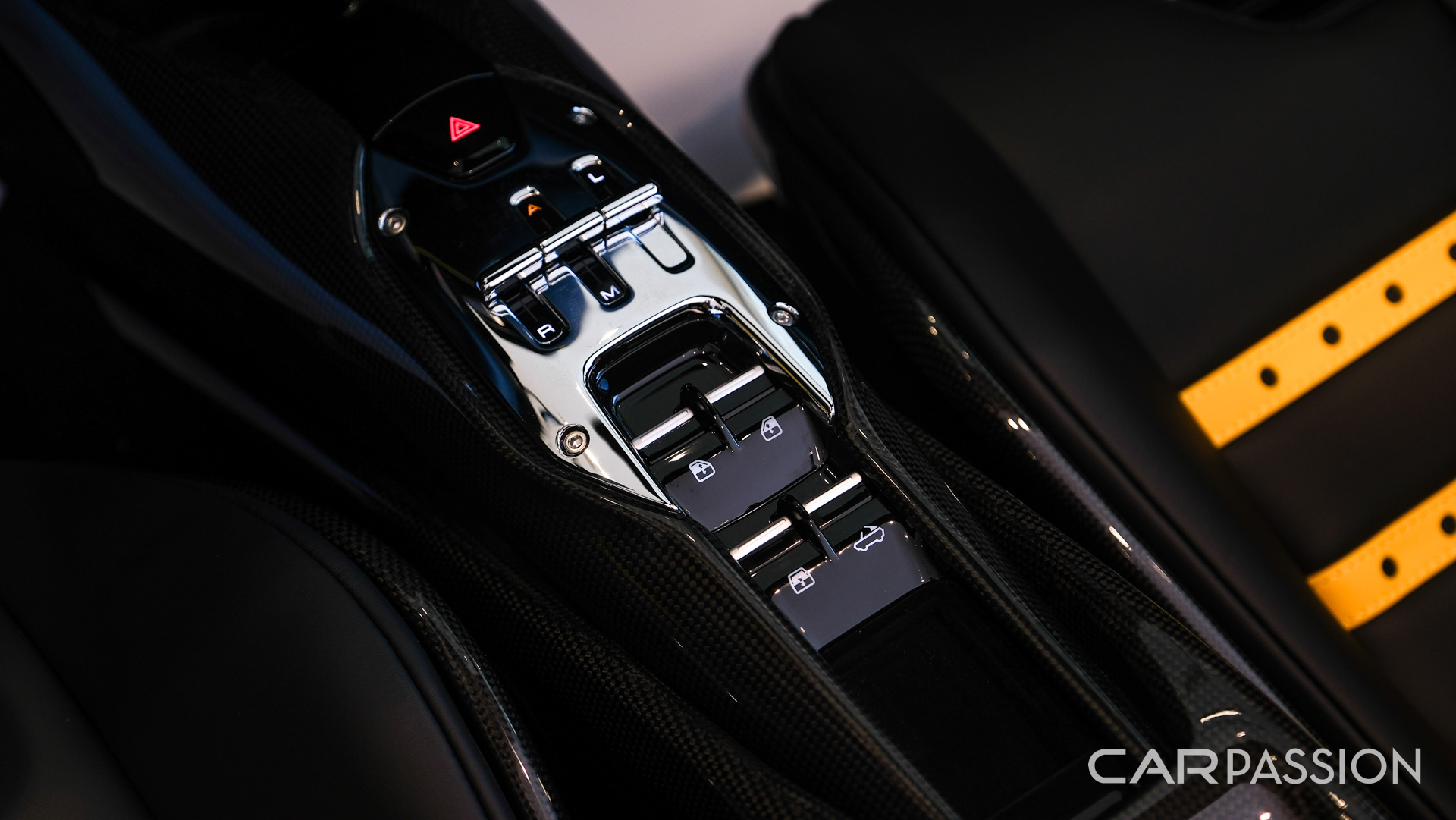 ferrari-296-gts-assetto-fiorano-anh--78.jpg