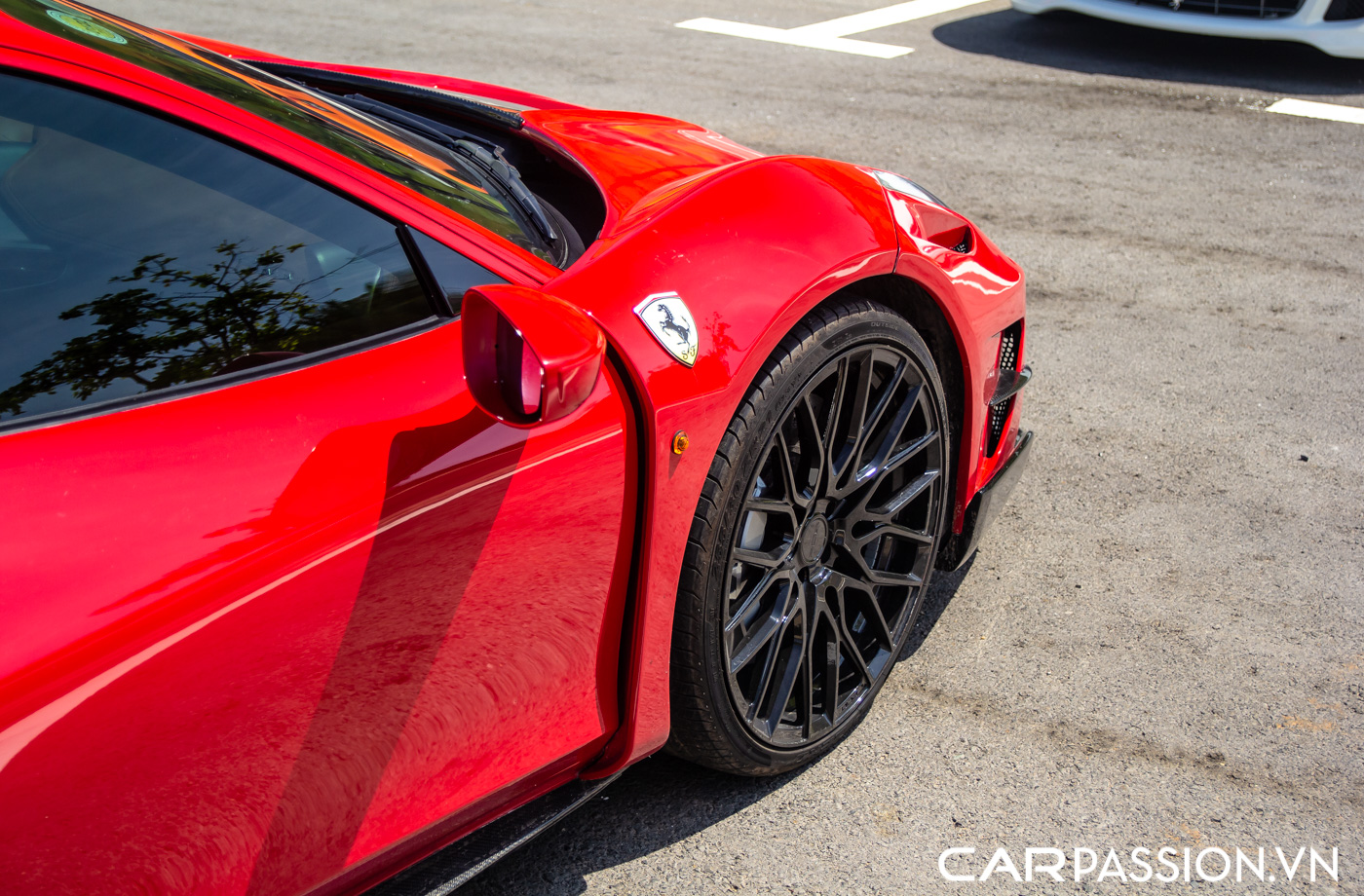 Ferrari 458 Misha (1).JPG
