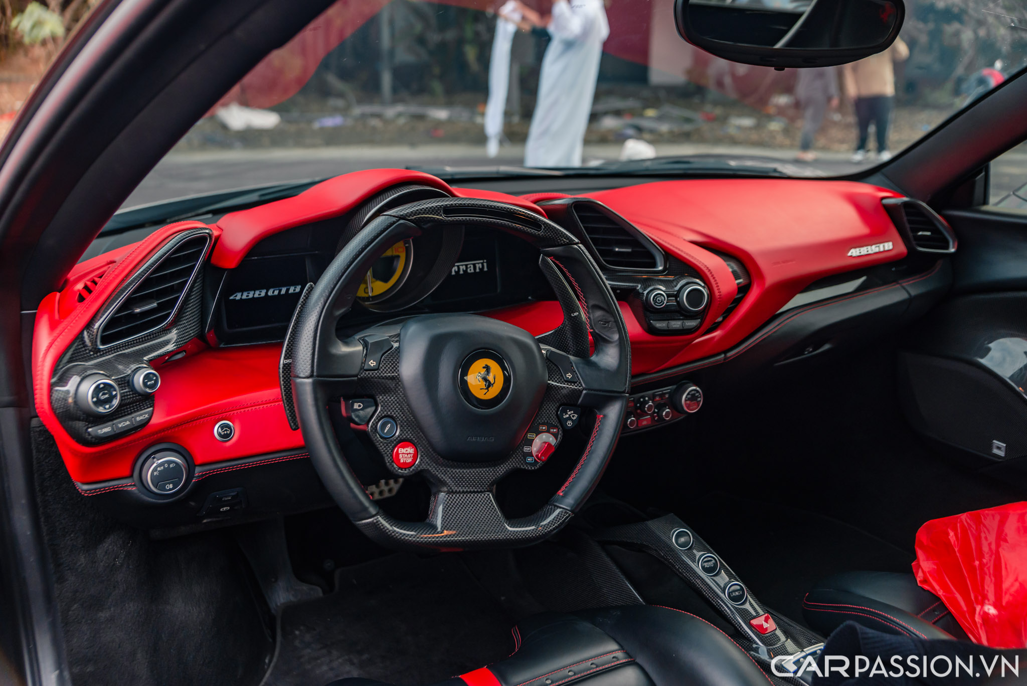 Ferrari 488 GTB (20).jpg