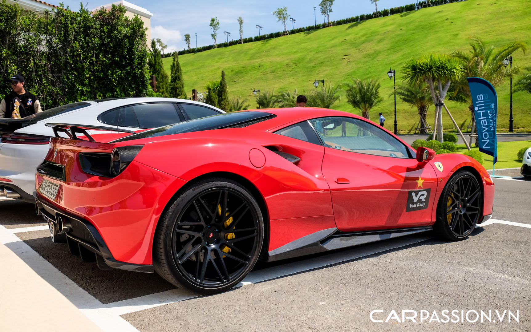 Ferrari 488 GTB Novitec Rosso (1).JPG