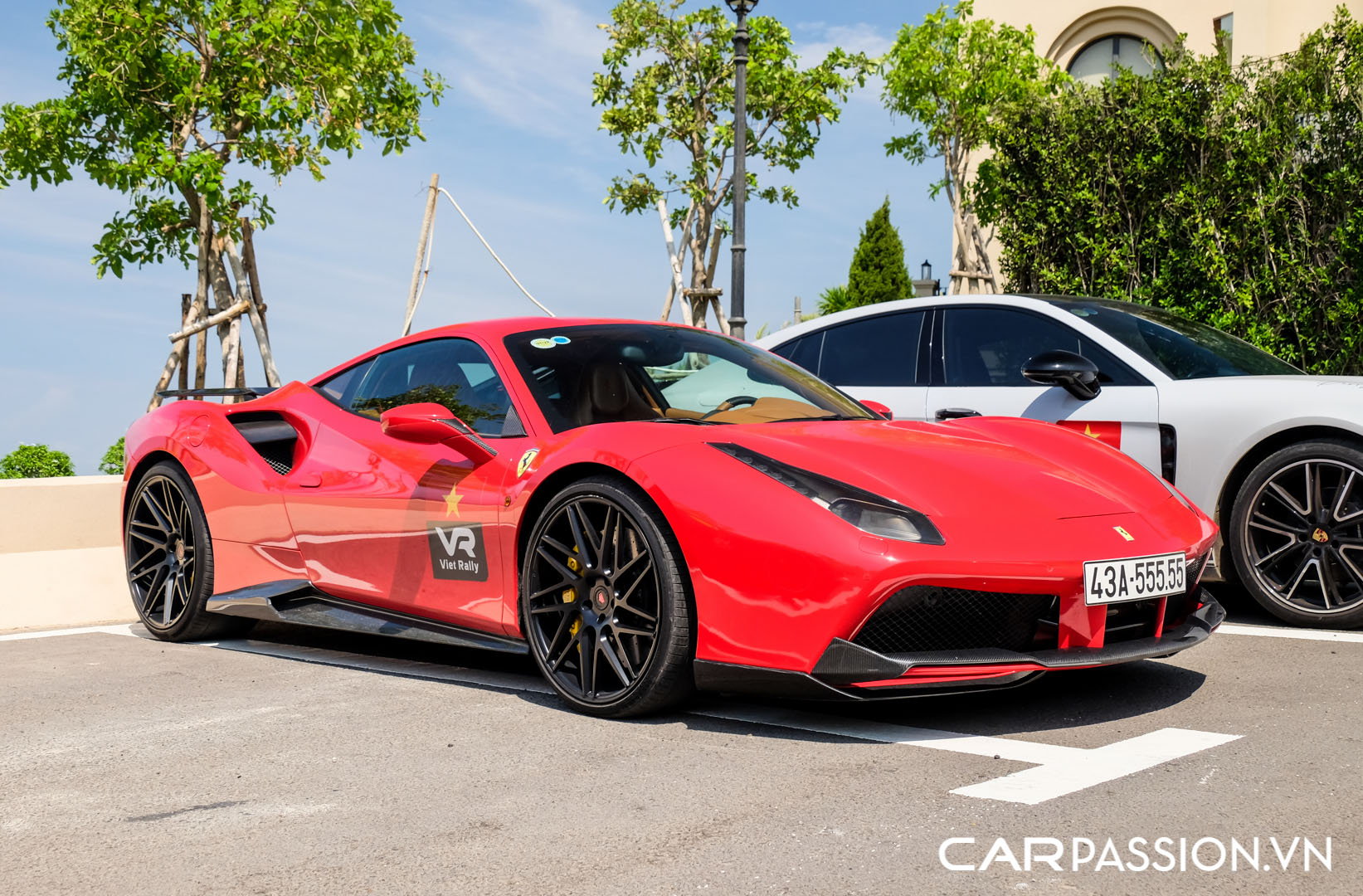 Ferrari 488 GTB Novitec Rosso (24).JPG