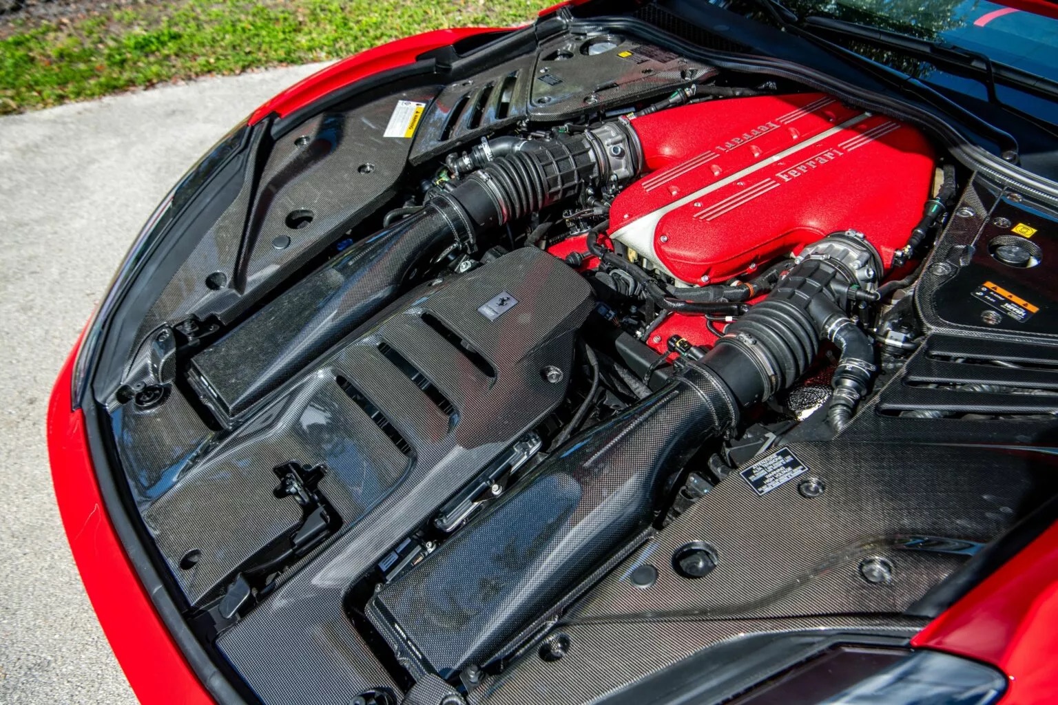 Ferrari 812 Competizione A-anh-33.jpeg