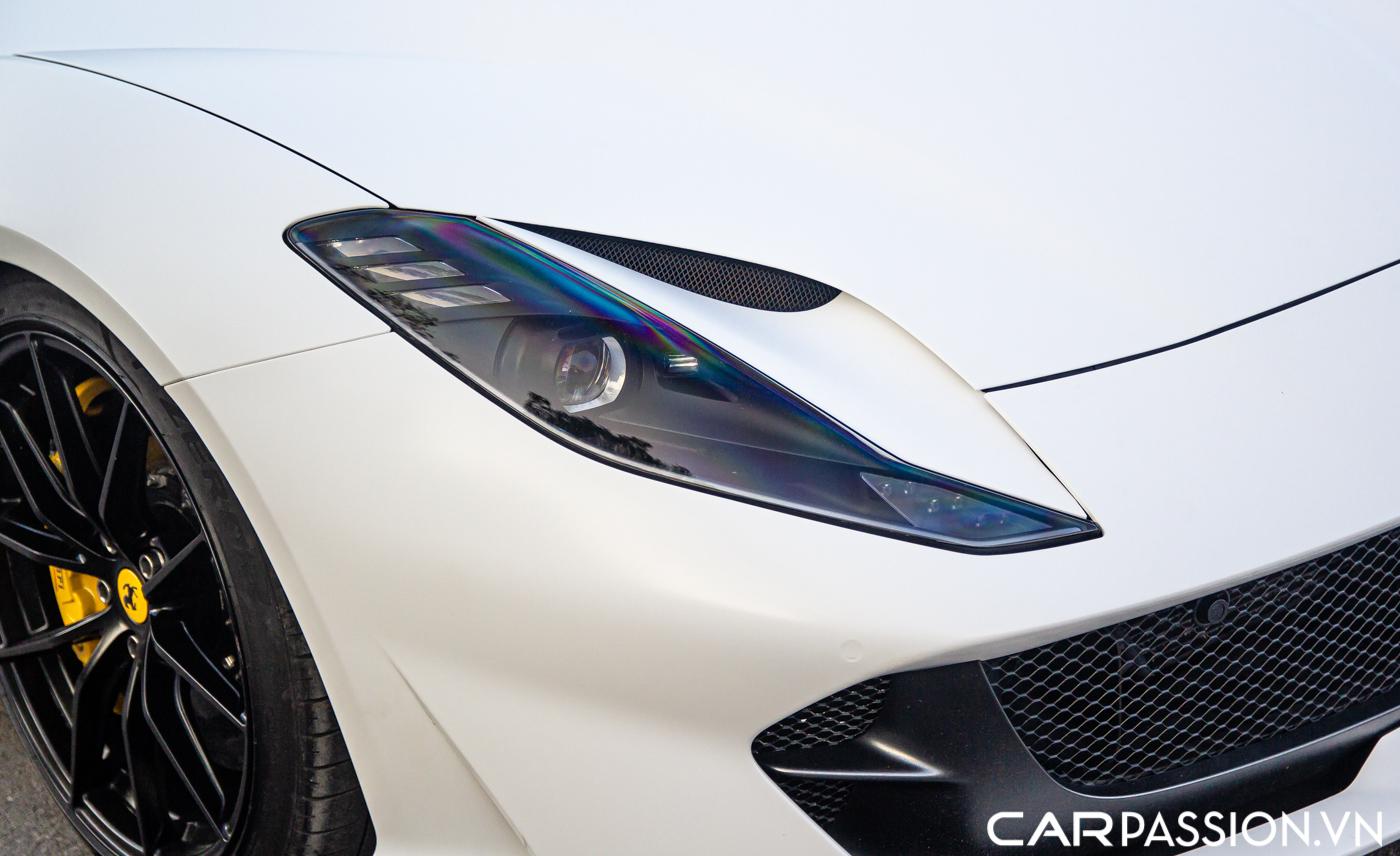 Ferrari 812 Superfast (12).JPG