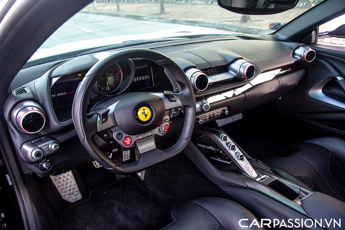 Ferrari 812 Superfast (52).JPG