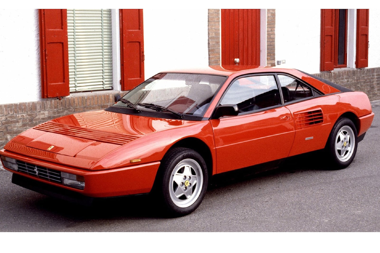 Ferrari (9).jpg