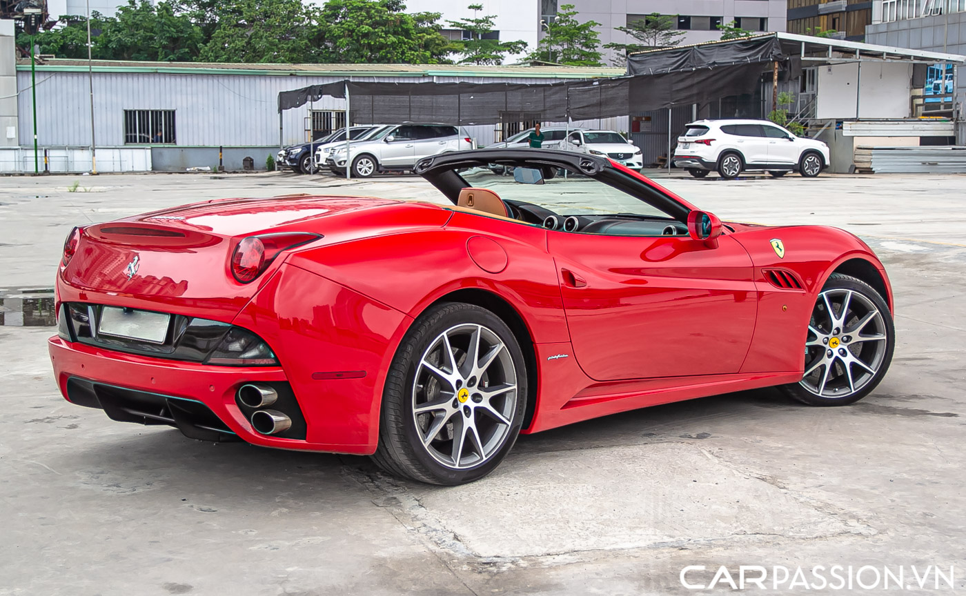Ferrari California (7).JPG