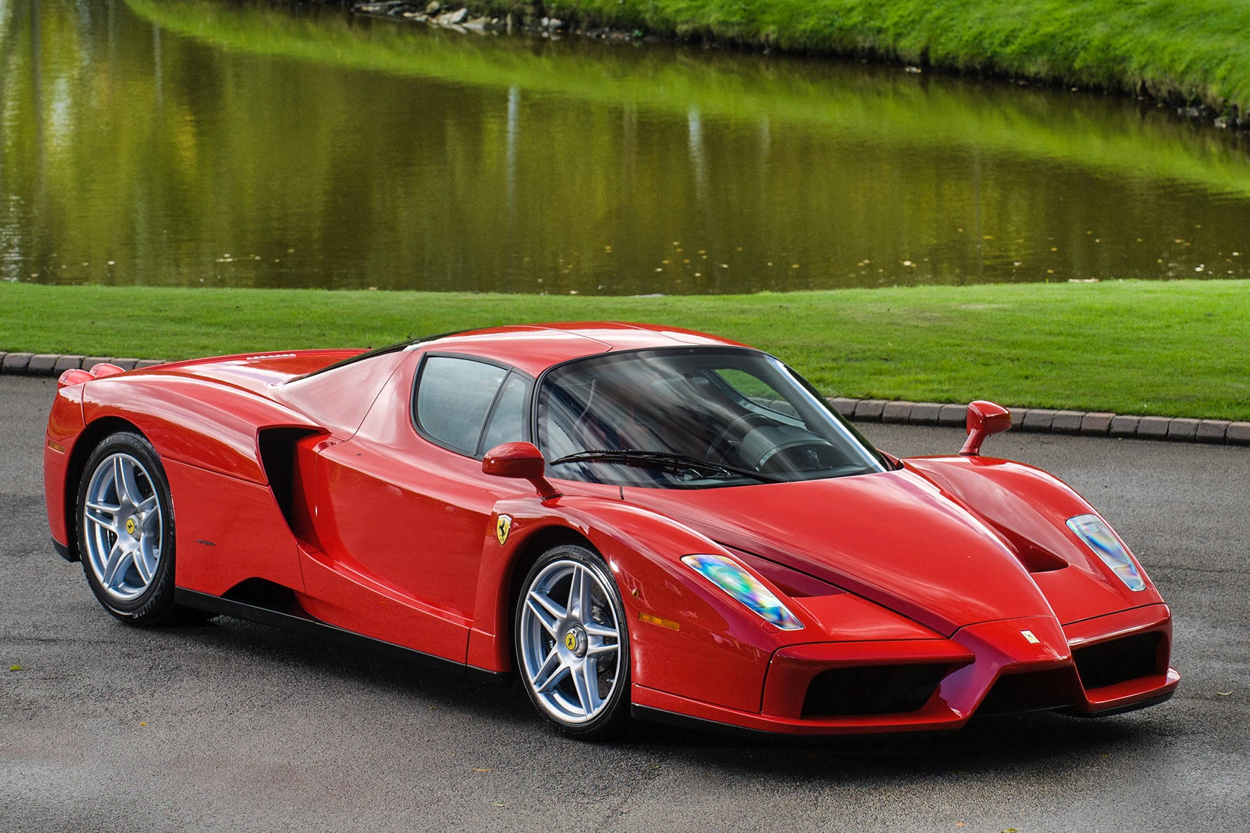 Ferrari-Enzo.jpg