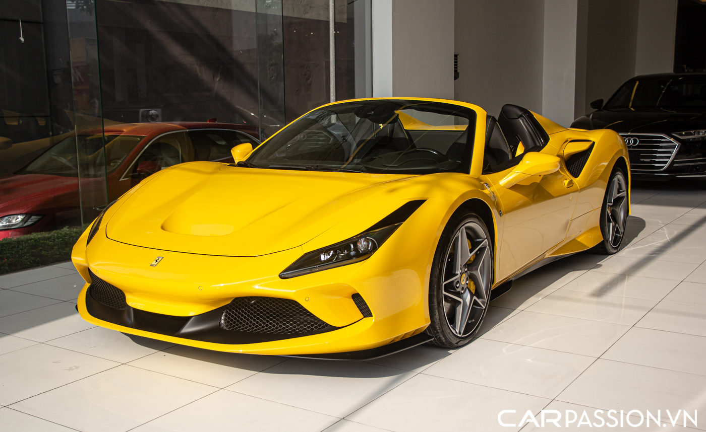 Ferrari F8 Spider (18).JPG