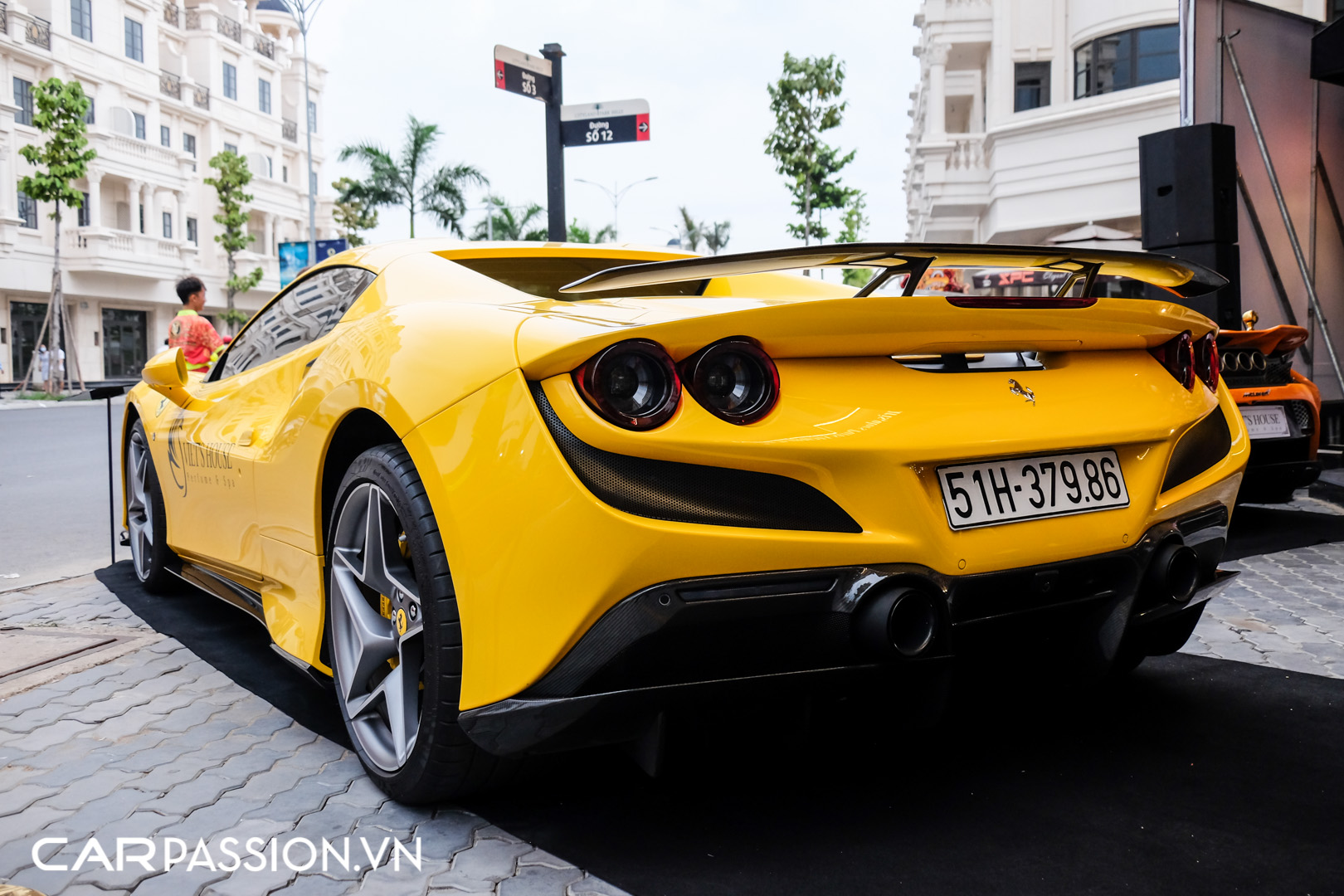 Ferrari F8 Spider độ Novitec (10).JPG