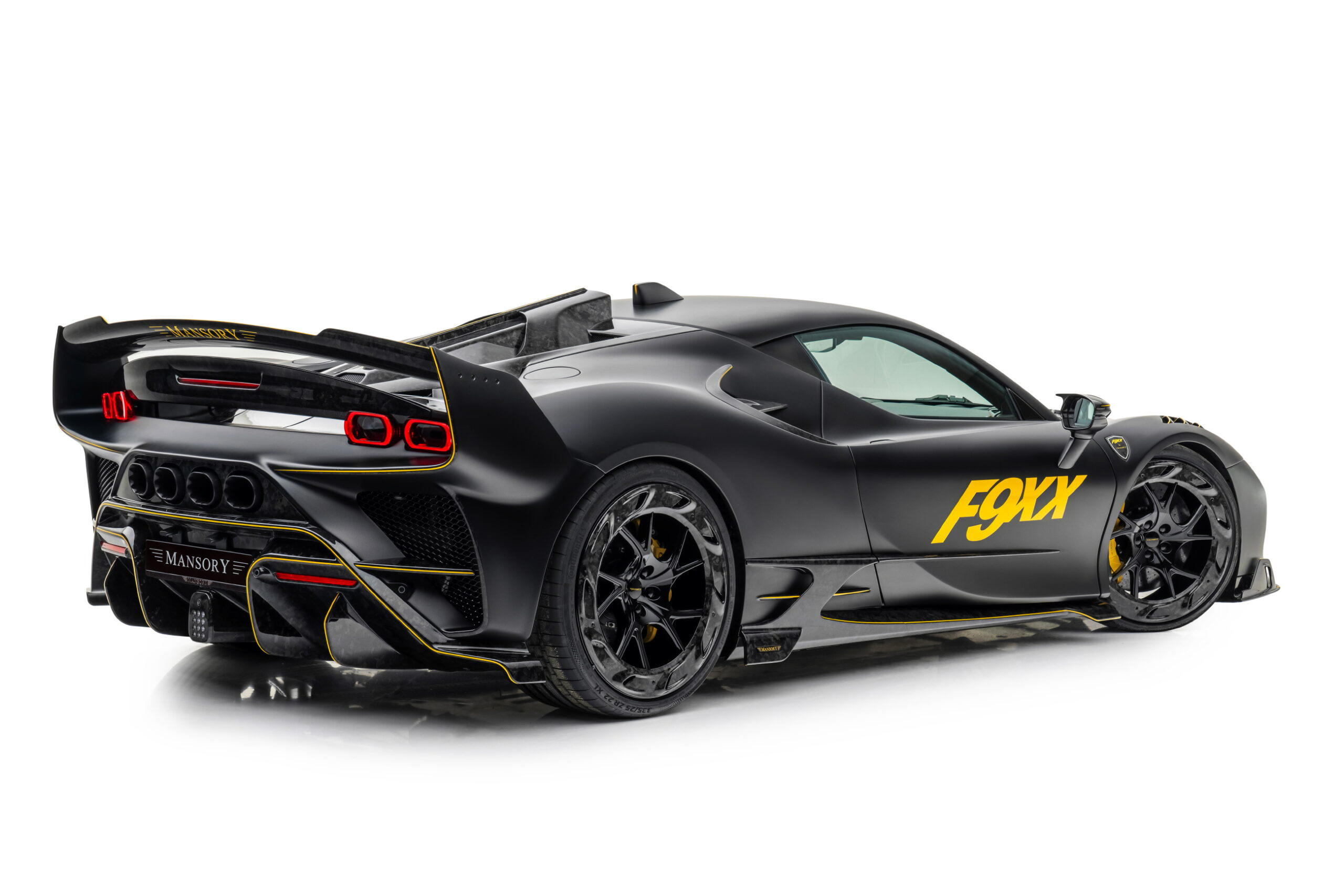 Ferrari F9XX (19).JPG