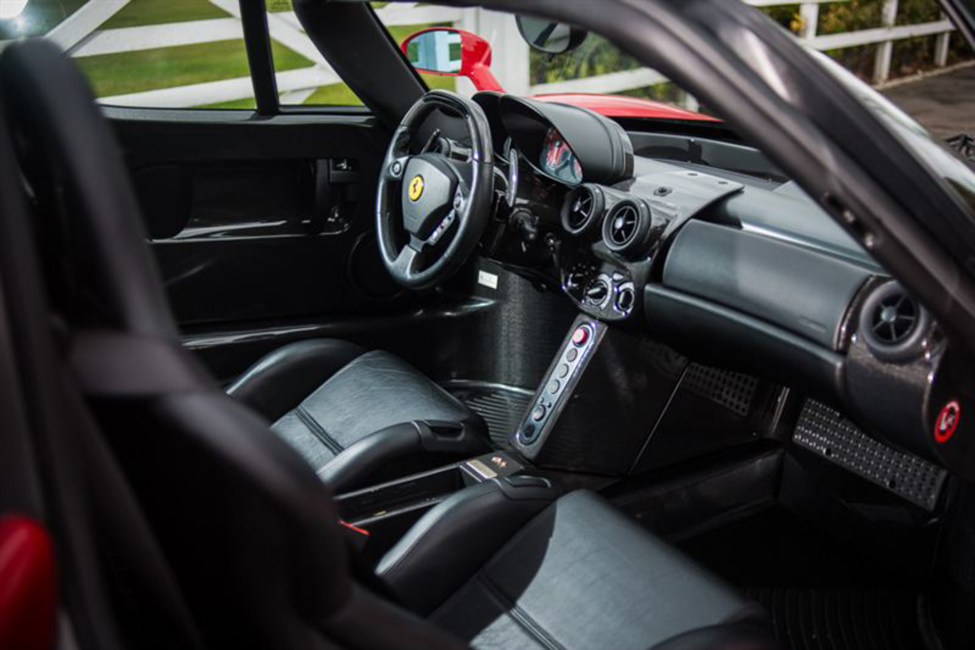Ferrari Interior (5).JPG